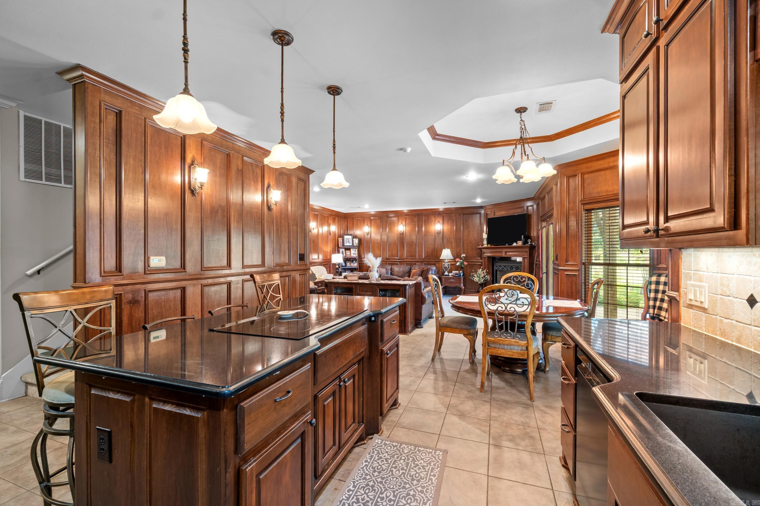 HURRICANE LAKE VILLA ESTATES - Residential