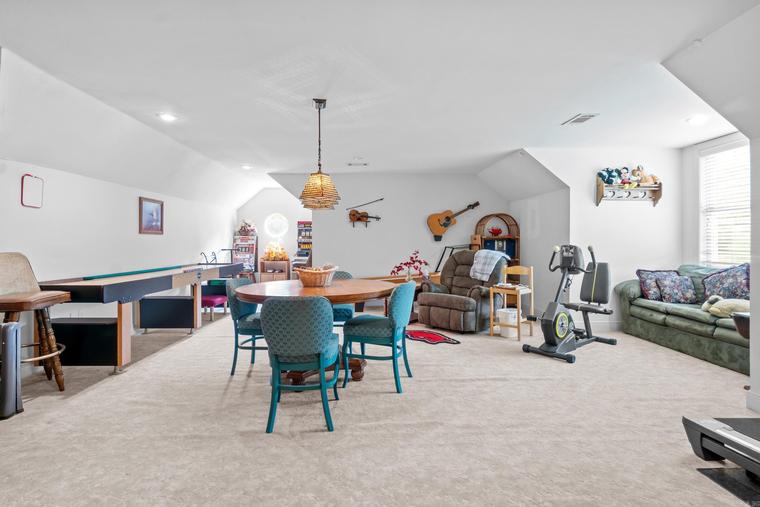 HURRICANE LAKE VILLA ESTATES - Residential