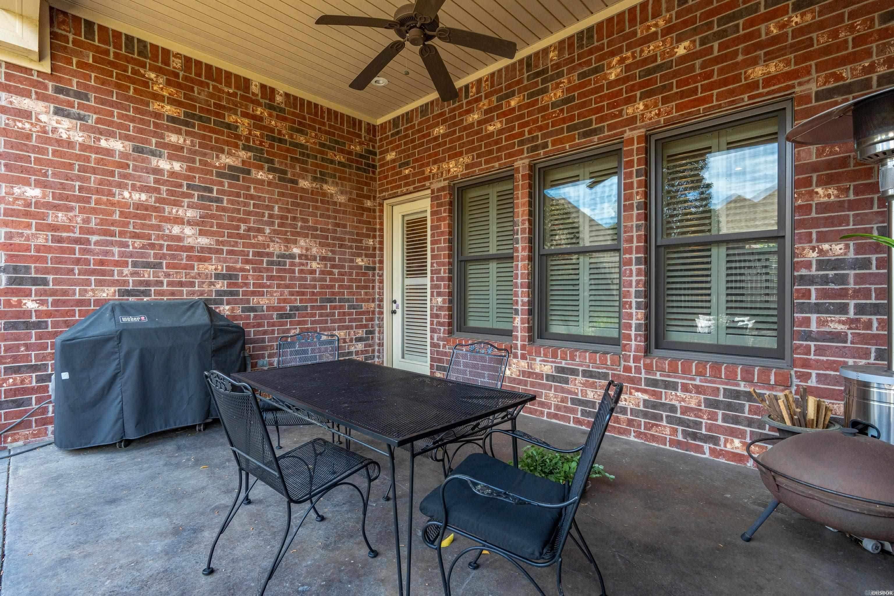 ARLINGTON PARK - Residential