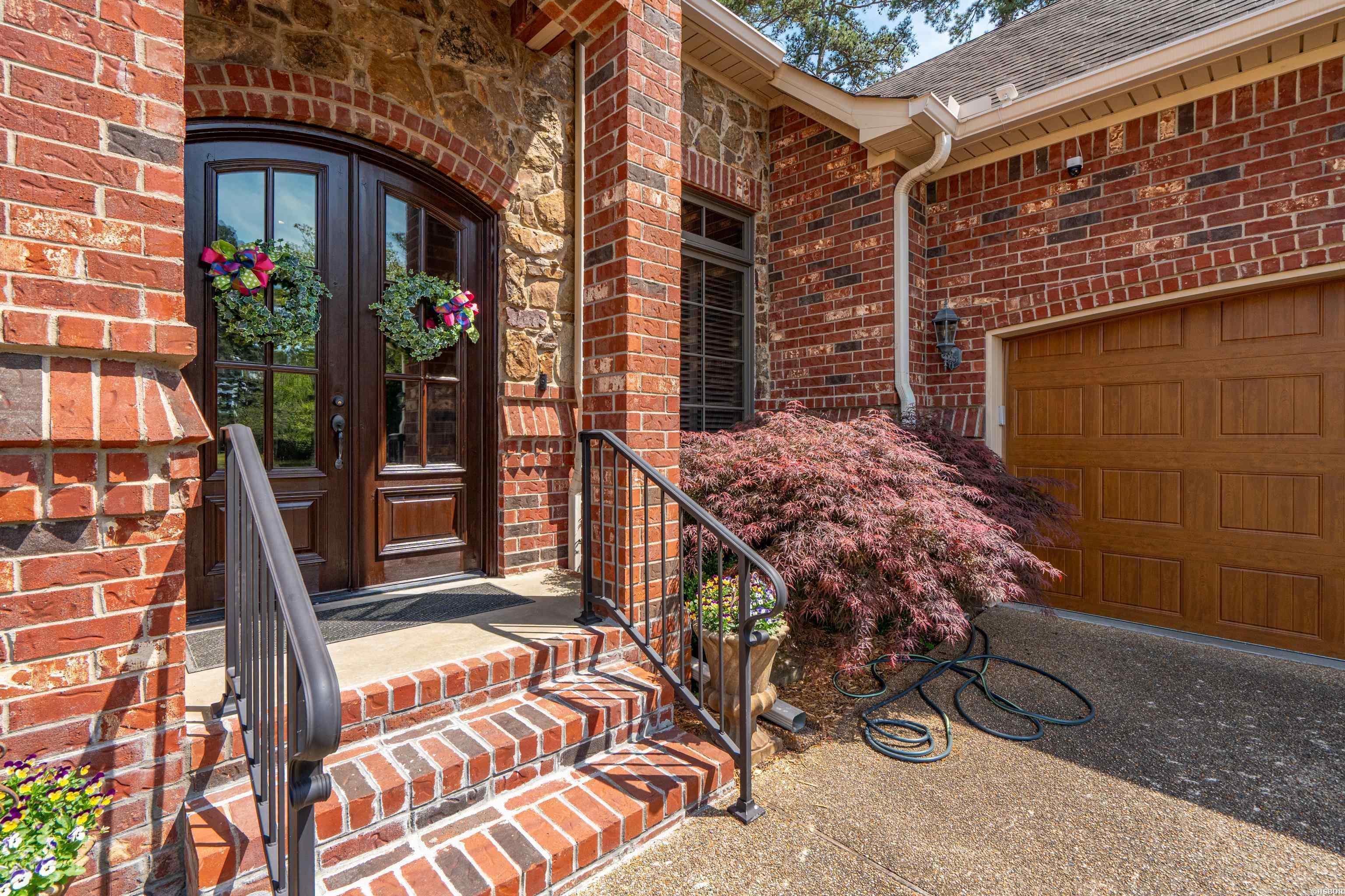 ARLINGTON PARK - Residential