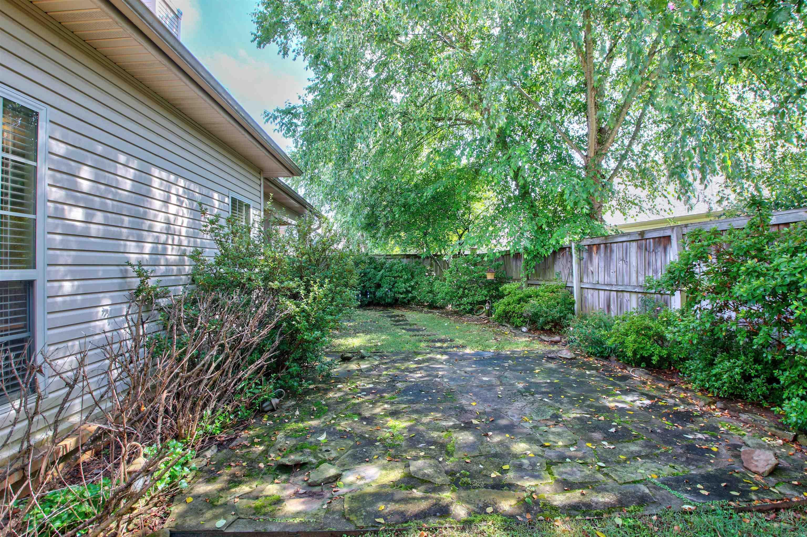 Courtside Place - Residential