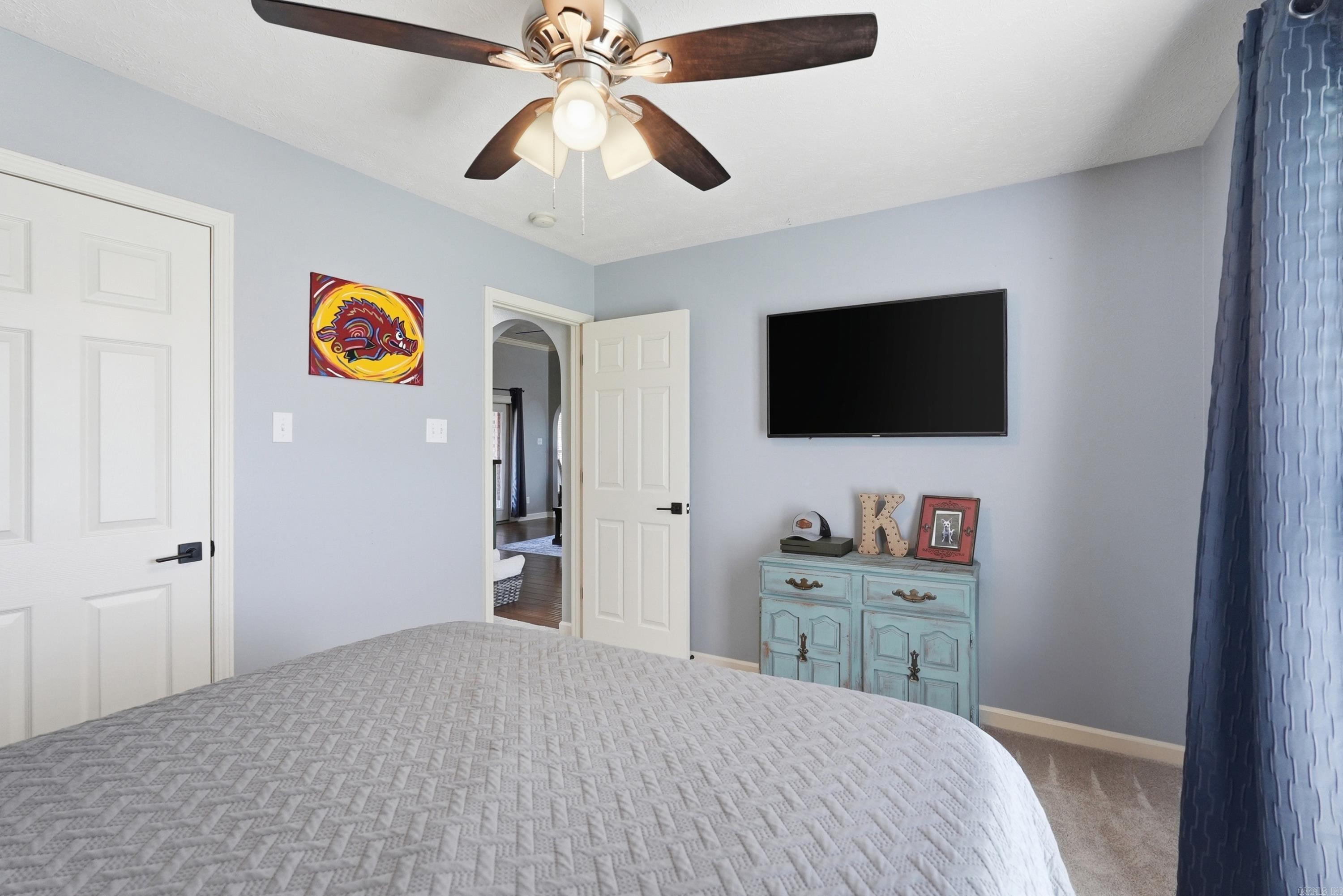 SPRING VALLEY - Residential