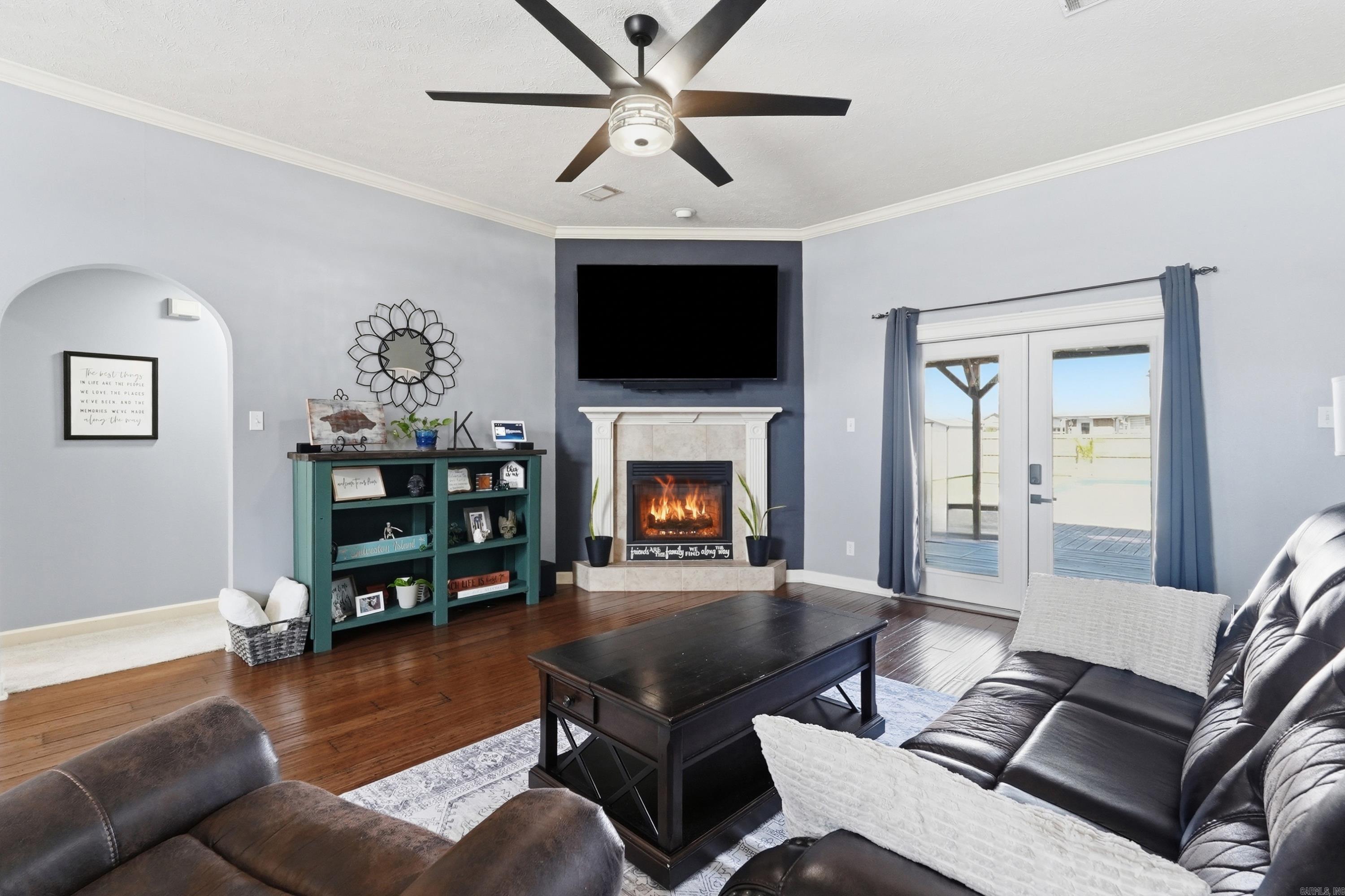 SPRING VALLEY - Residential