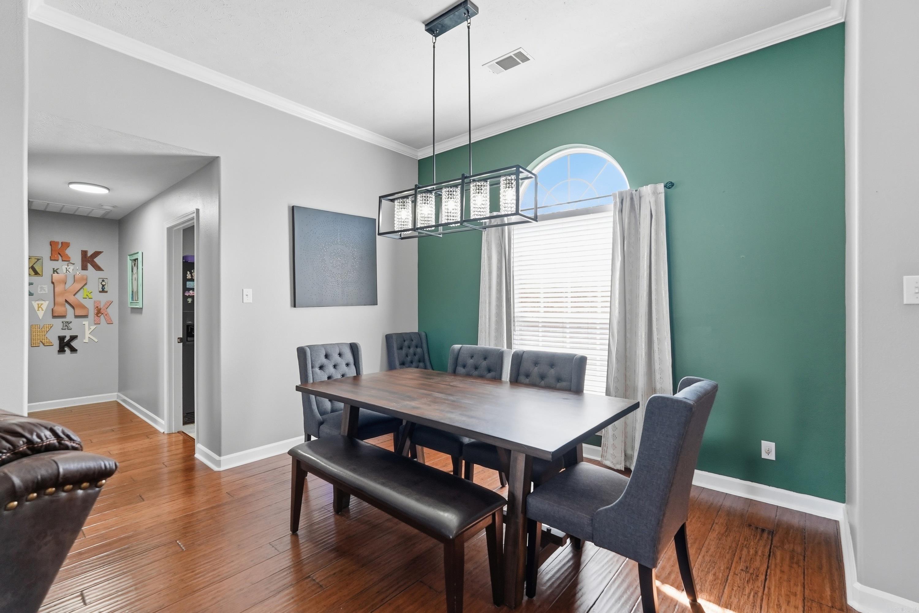 SPRING VALLEY - Residential