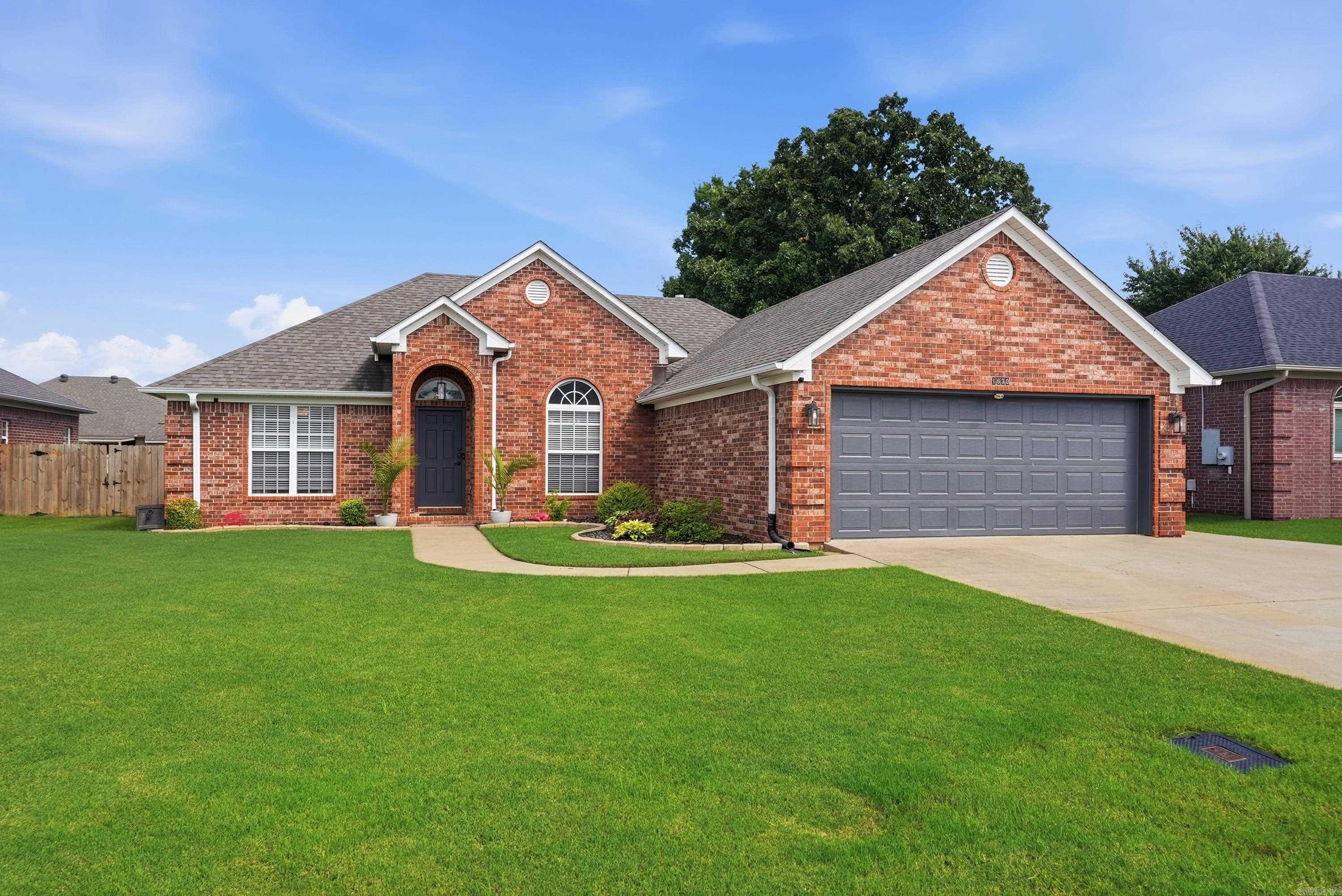 SPRING VALLEY - Residential