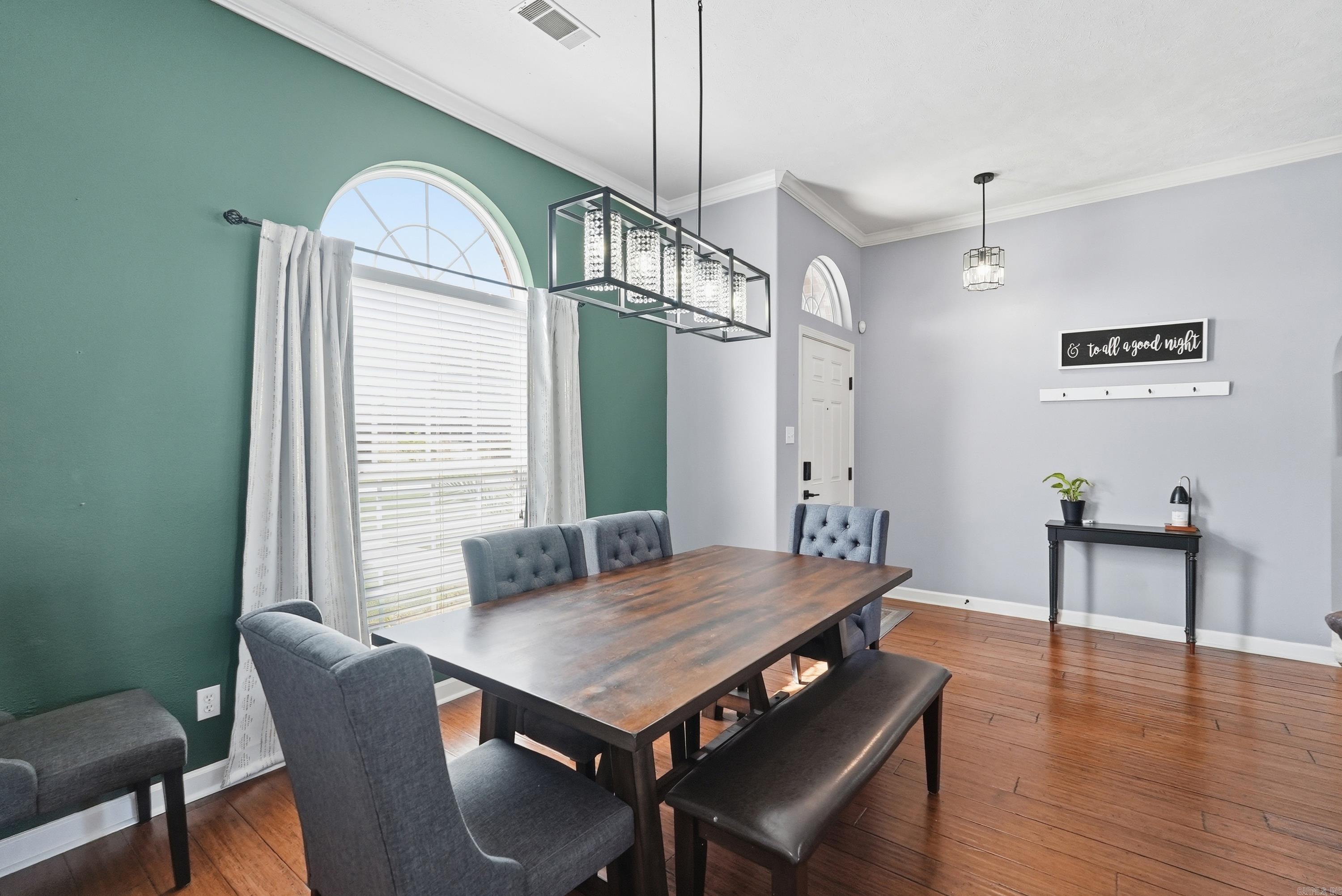 SPRING VALLEY - Residential