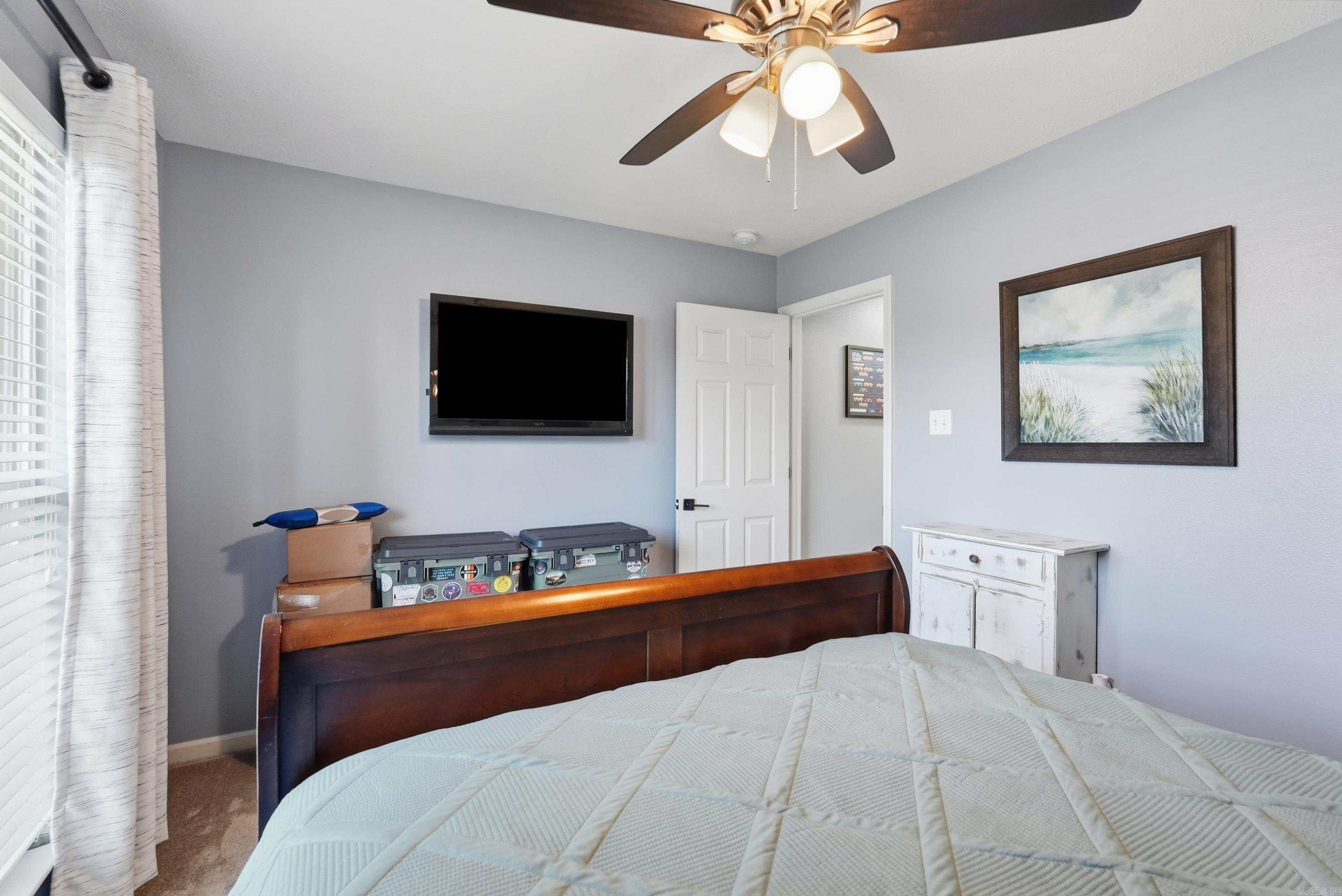 SPRING VALLEY - Residential