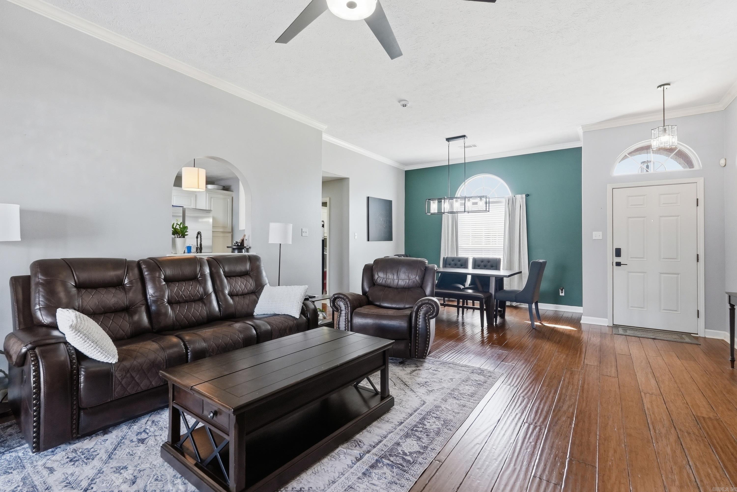 SPRING VALLEY - Residential