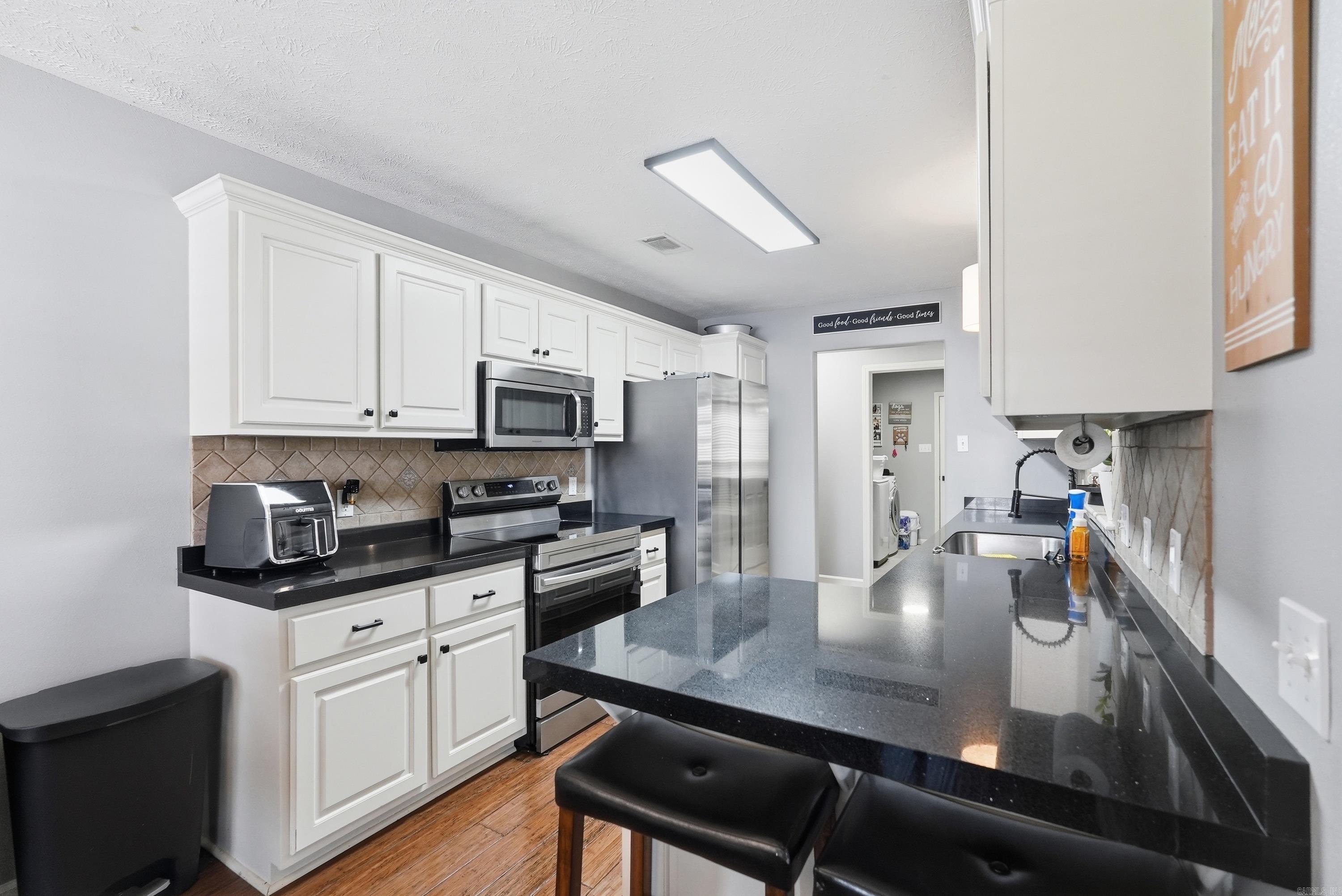 SPRING VALLEY - Residential