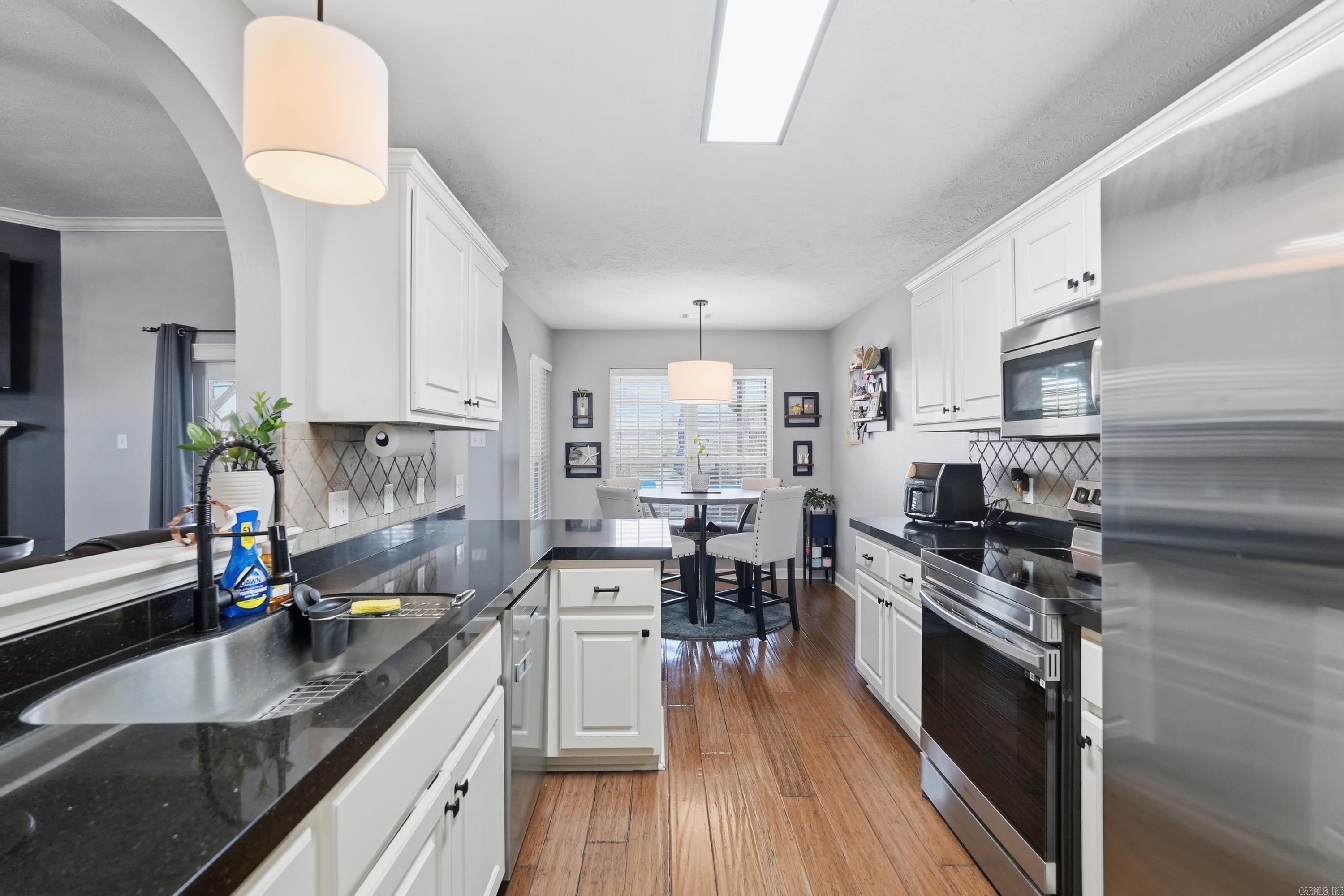 SPRING VALLEY - Residential