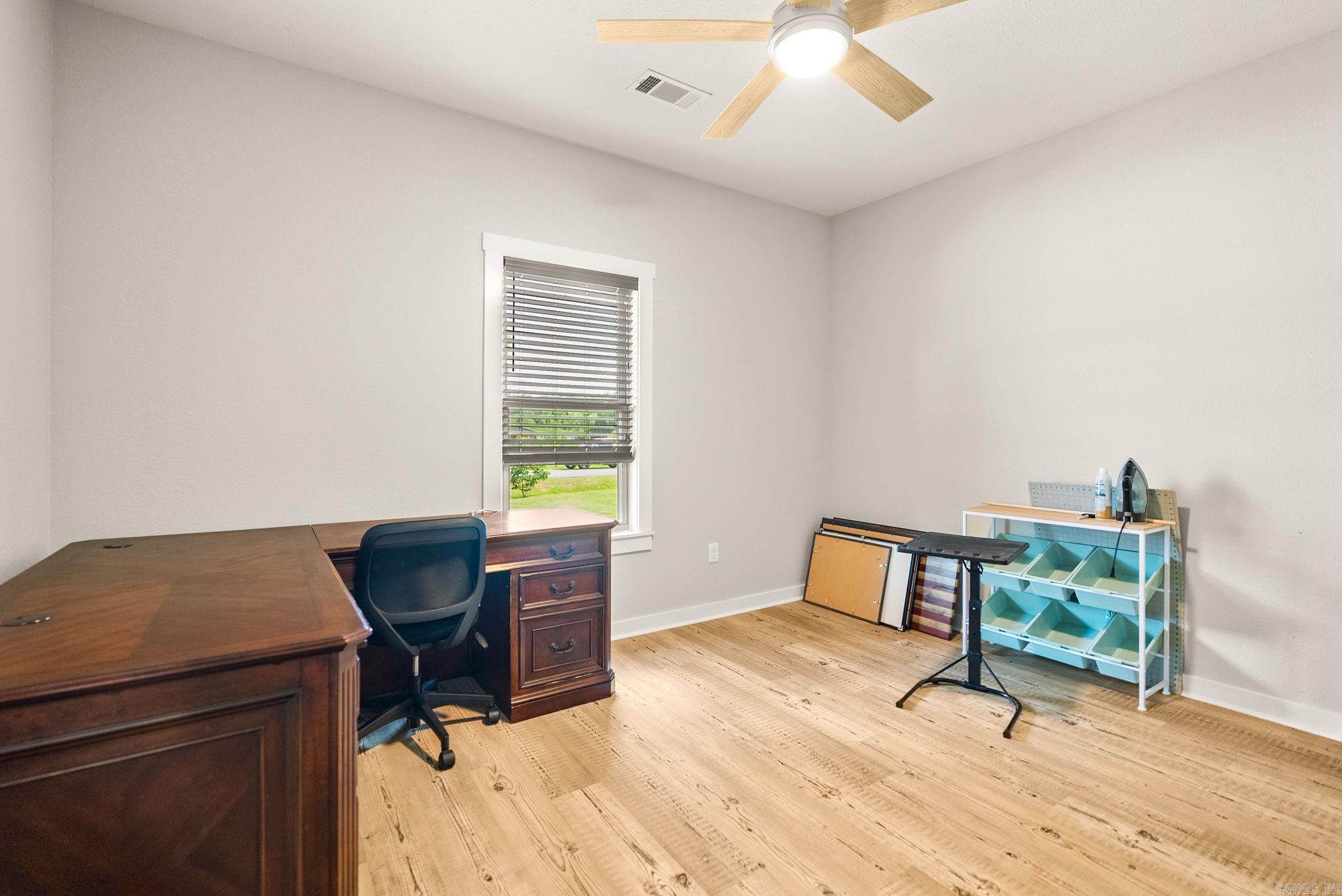 MARTHA'S FIELD - Residential