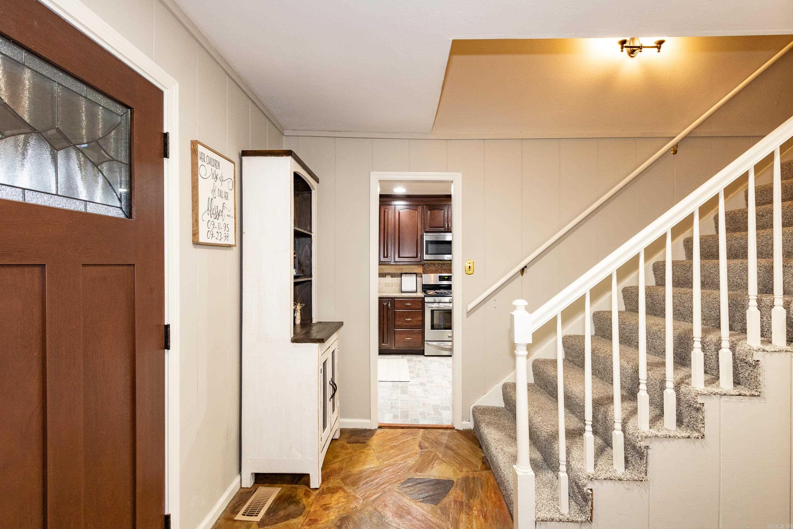 BLOOMFIELD HILLS - Residential
