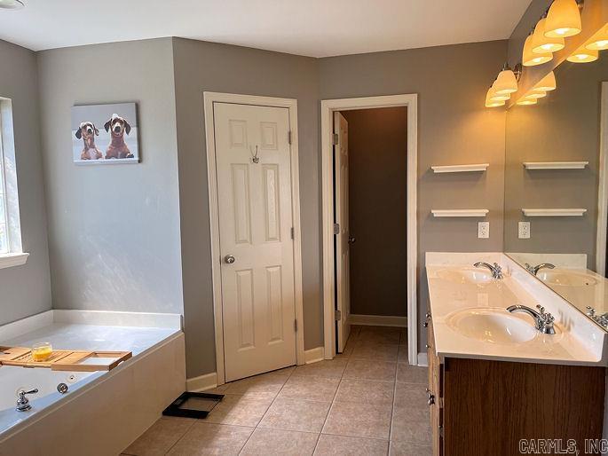 MEADOWLAKE - Residential