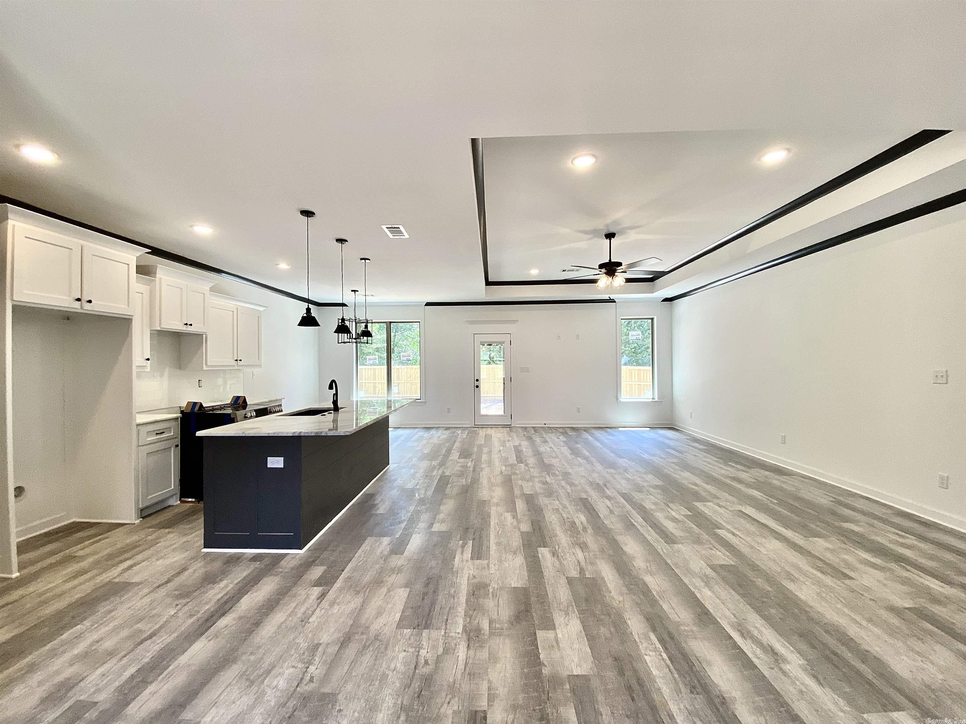 LEGACY POINTE SUB - Residential