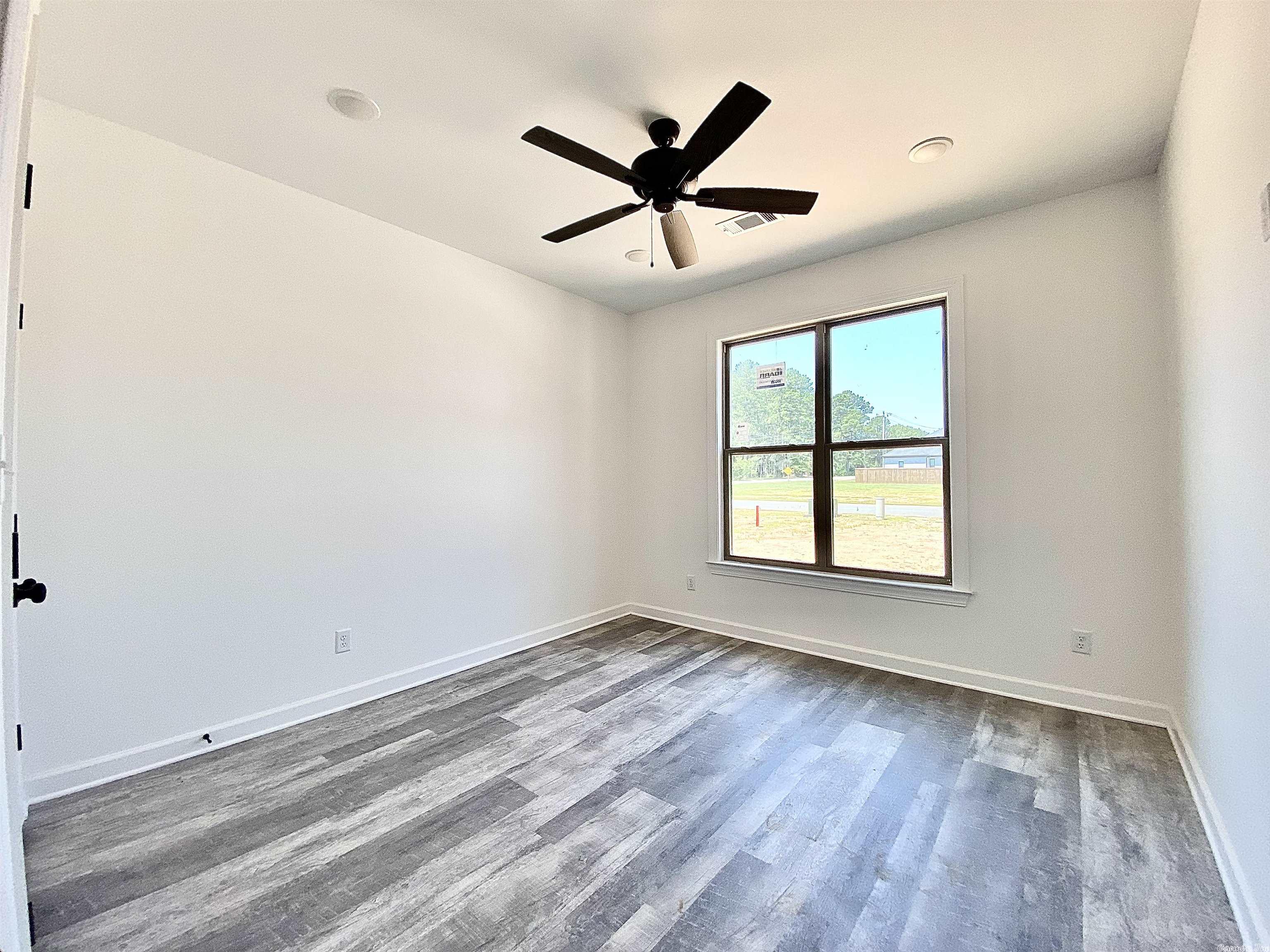 LEGACY POINTE SUB - Residential