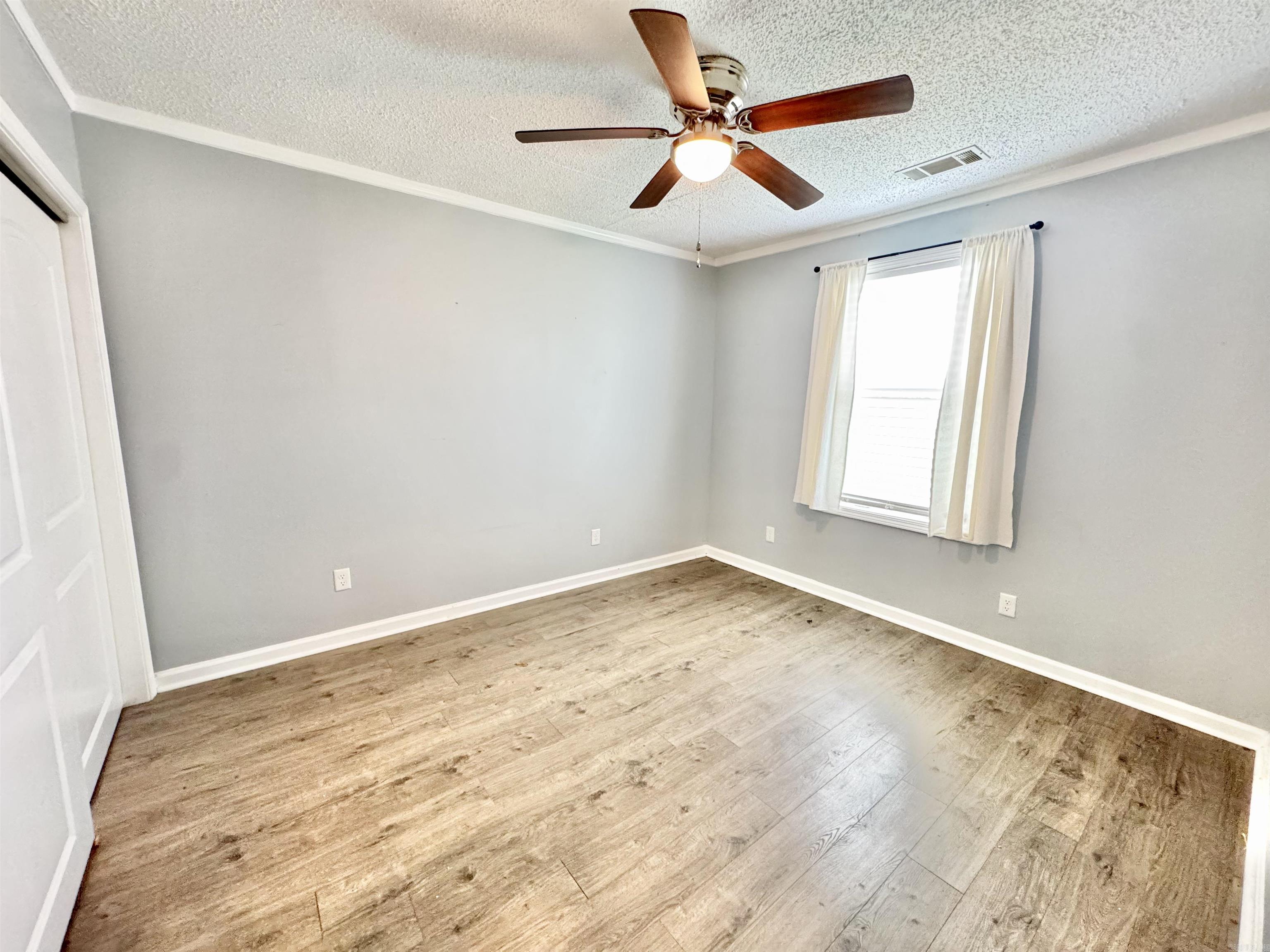 Moore & Martin - Residential