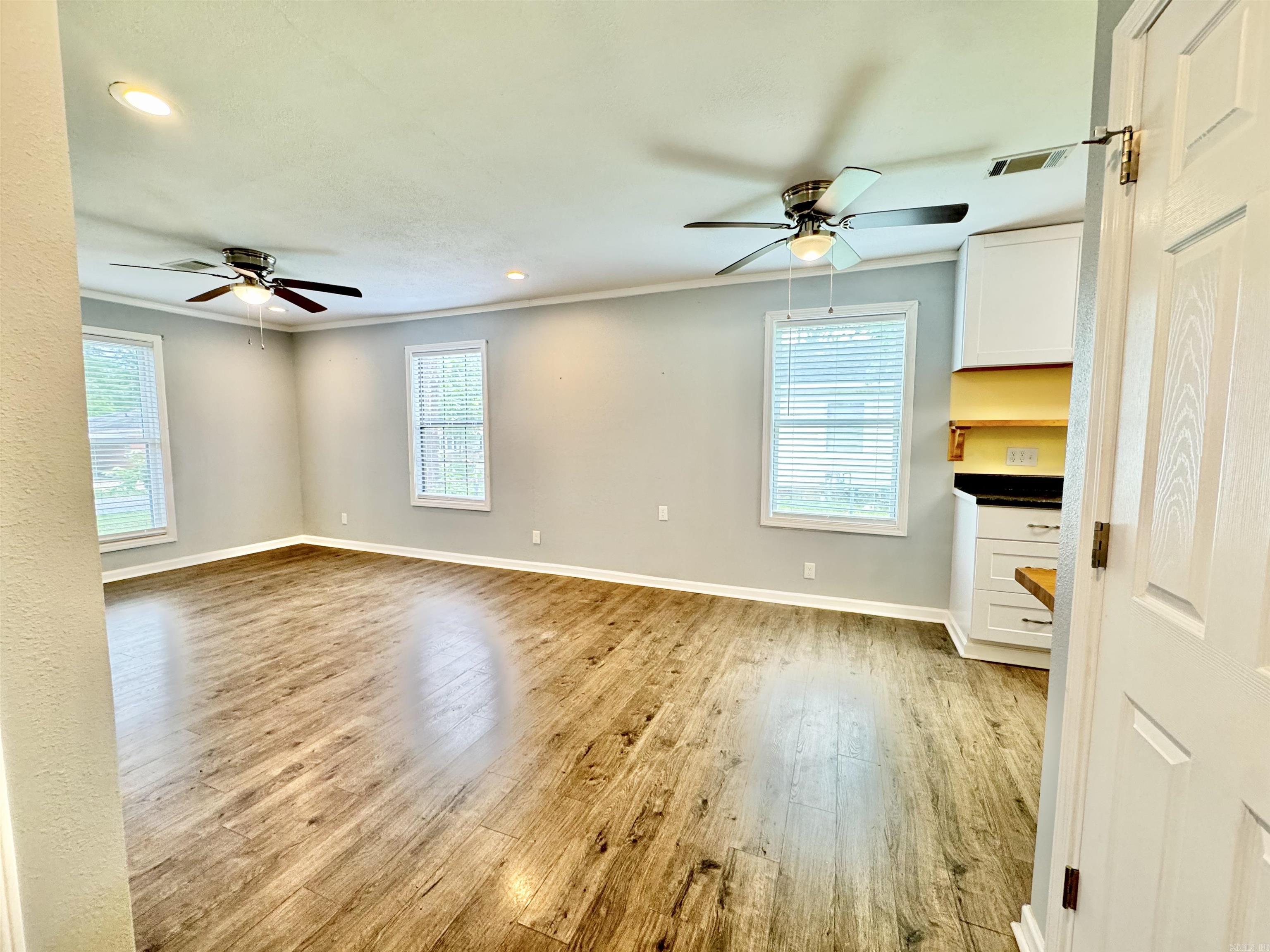 Moore & Martin - Residential
