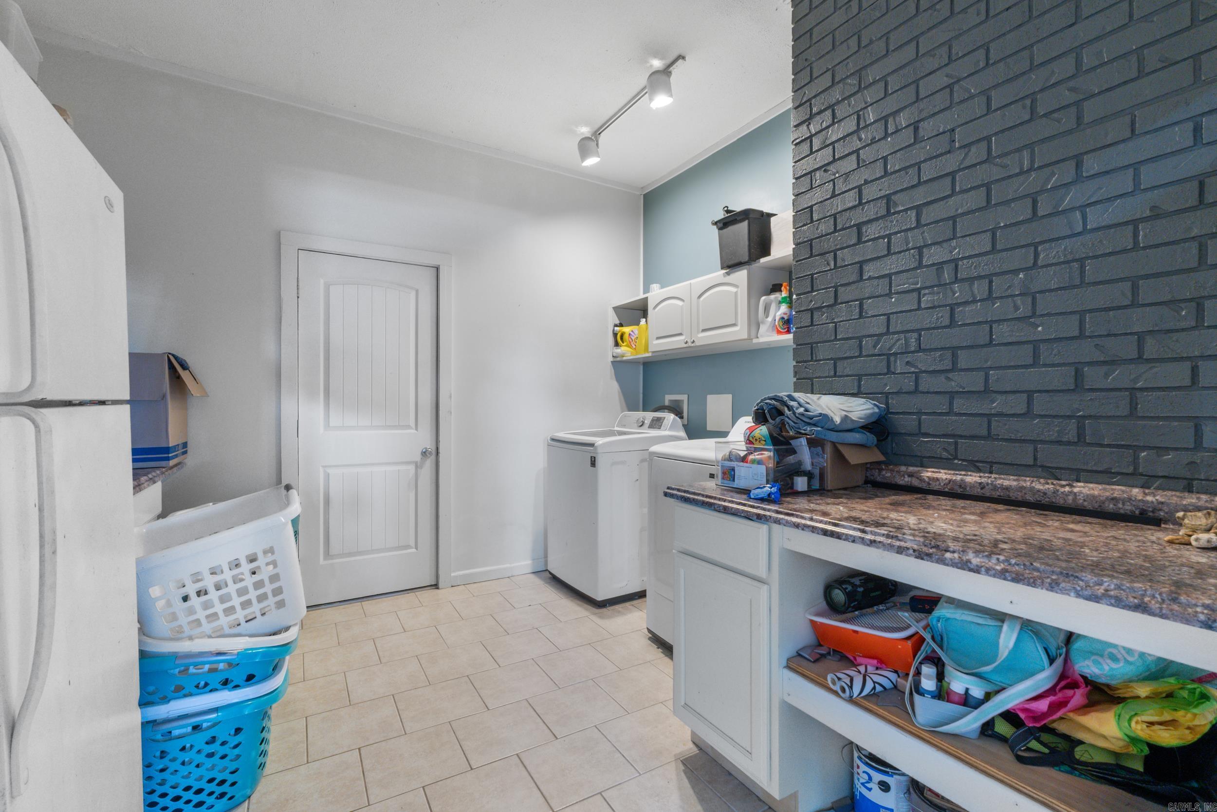 Homestead - Residential