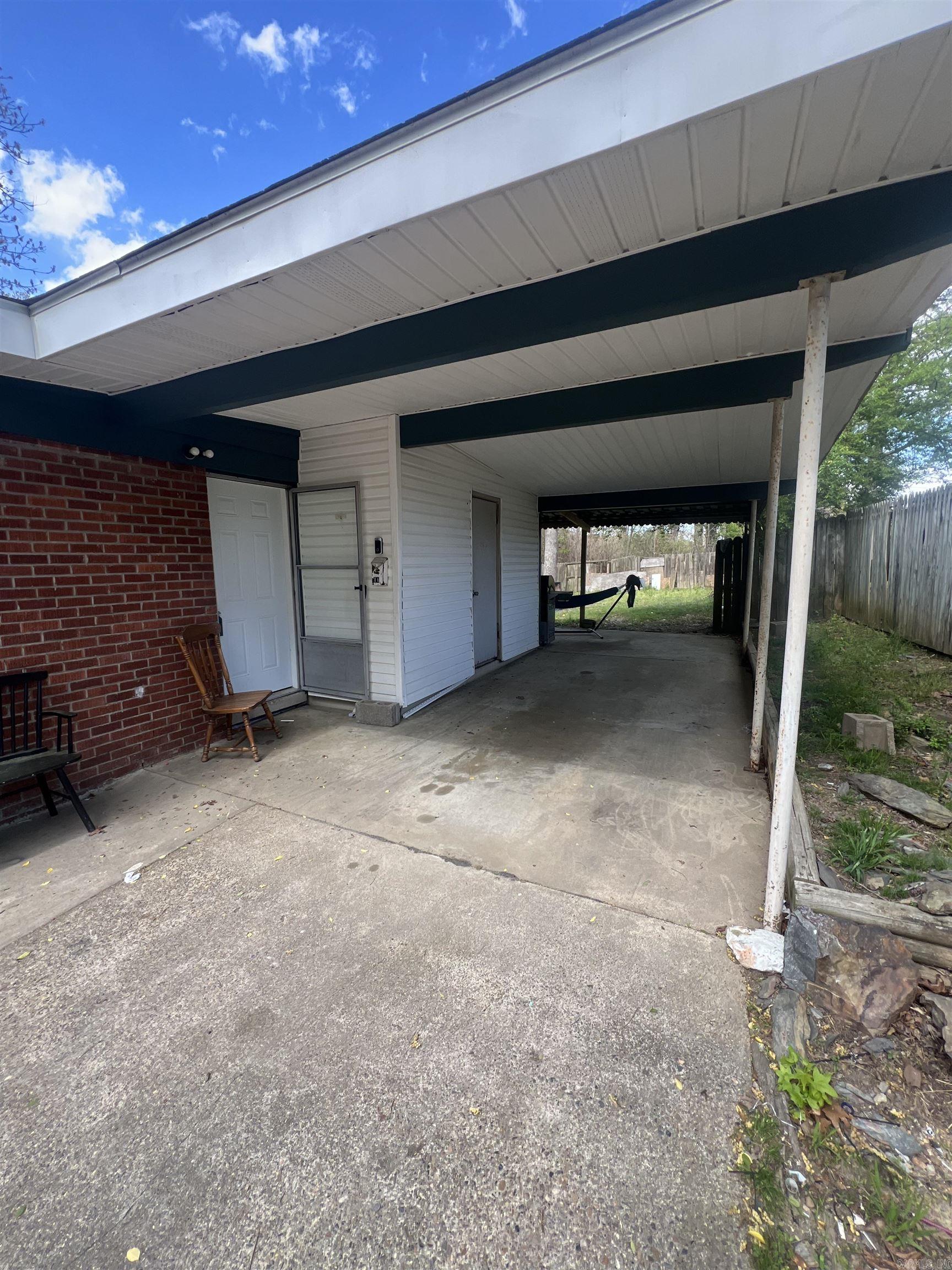MEADOWCLIFF - Residential