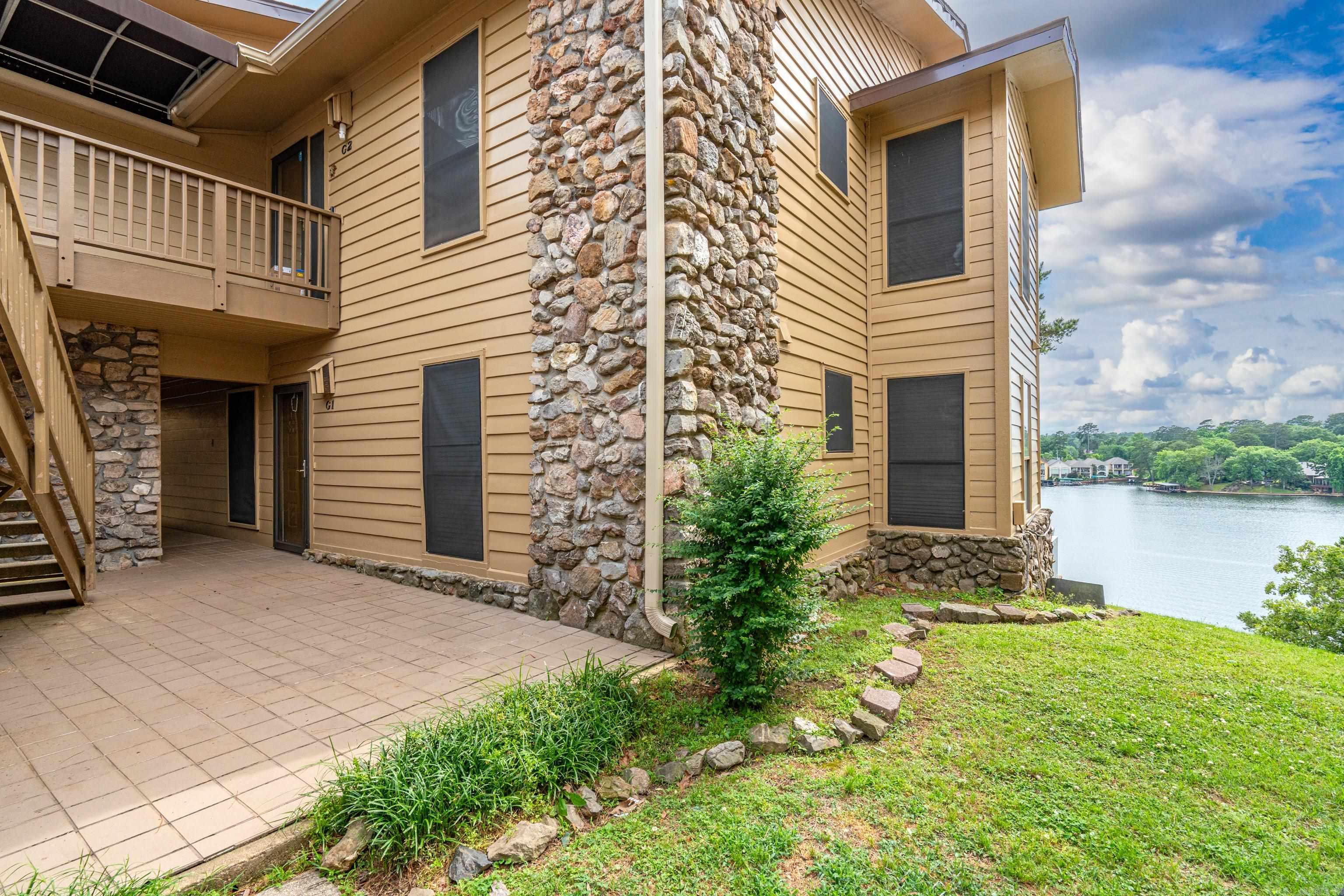 CEDAR CREST - Residential