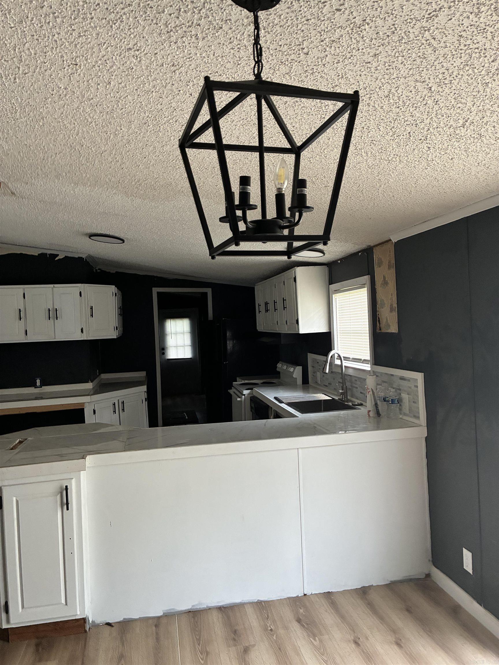AIRSMAN ADDITION - Residential