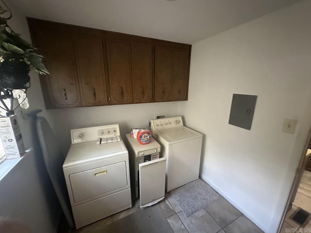 INDIAN HILLS - Residential