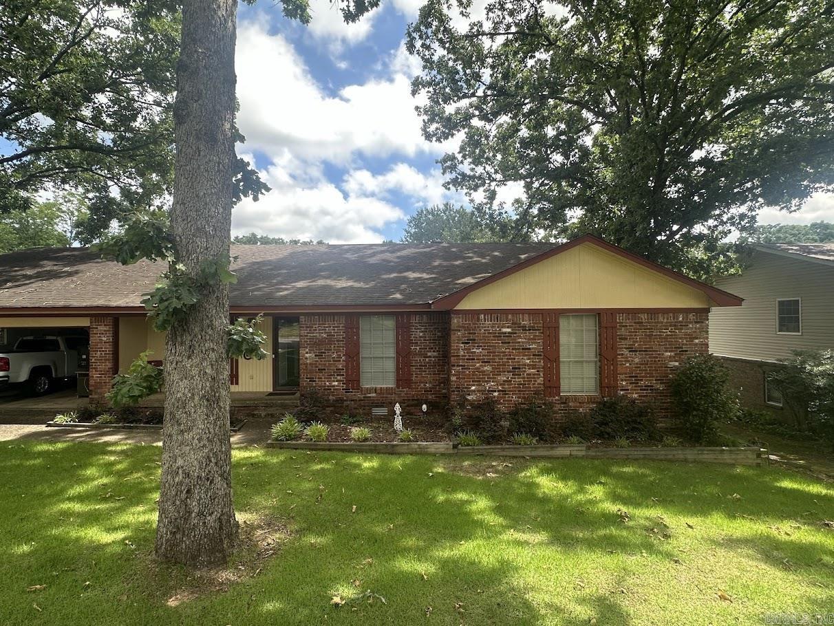INDIAN HILLS - Residential