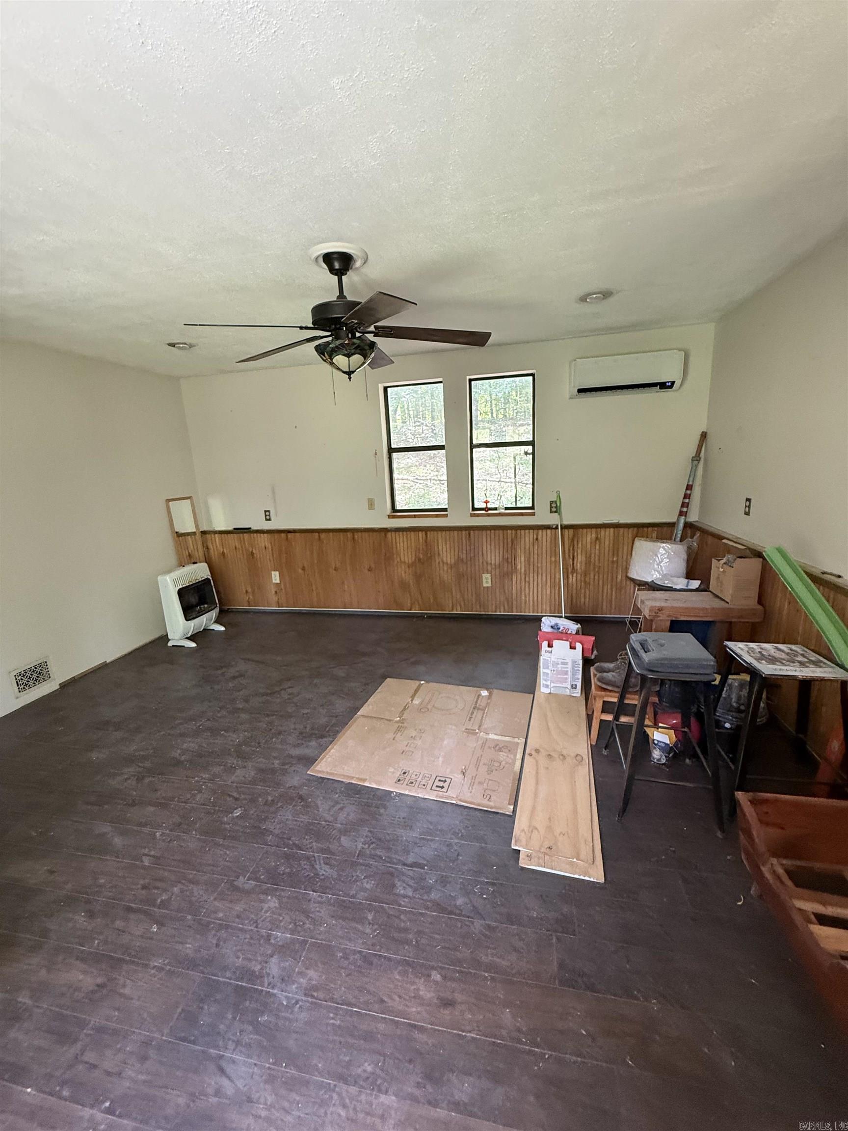 KENDRICK ACRES - Residential