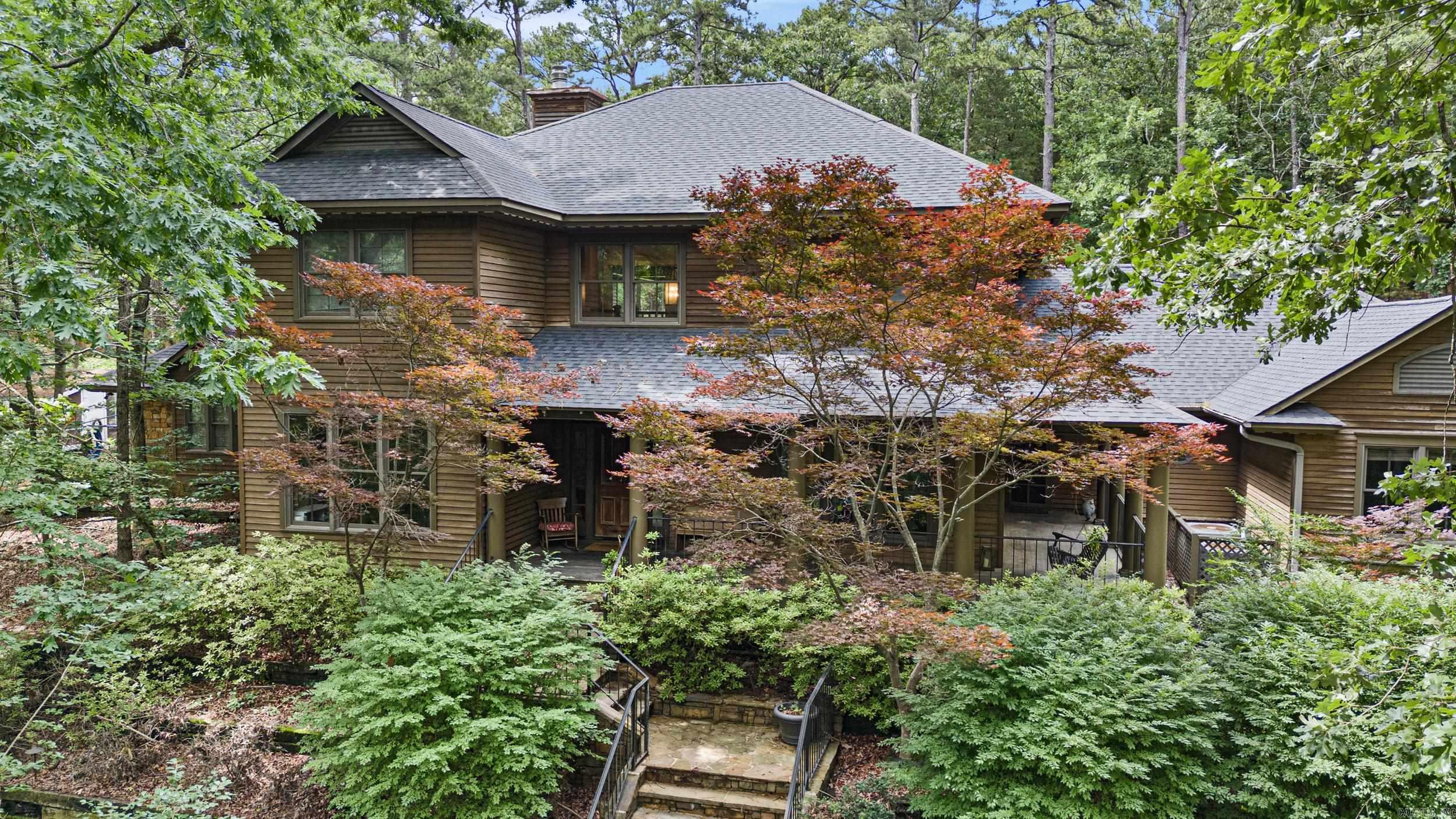 RIVER OAKS - Residential
