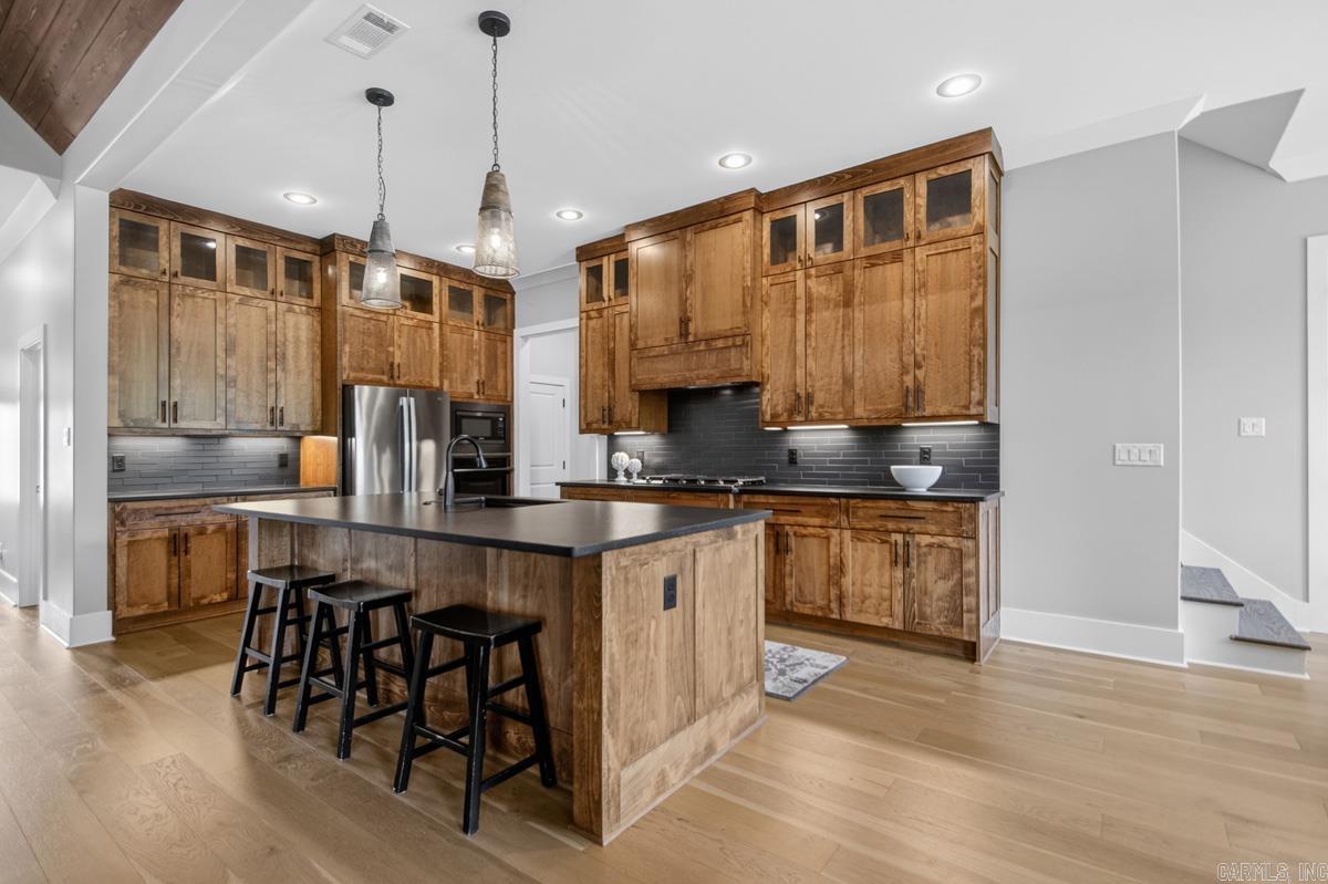 THE WOODS OF HURRICANE LAKE ESTA - Residential