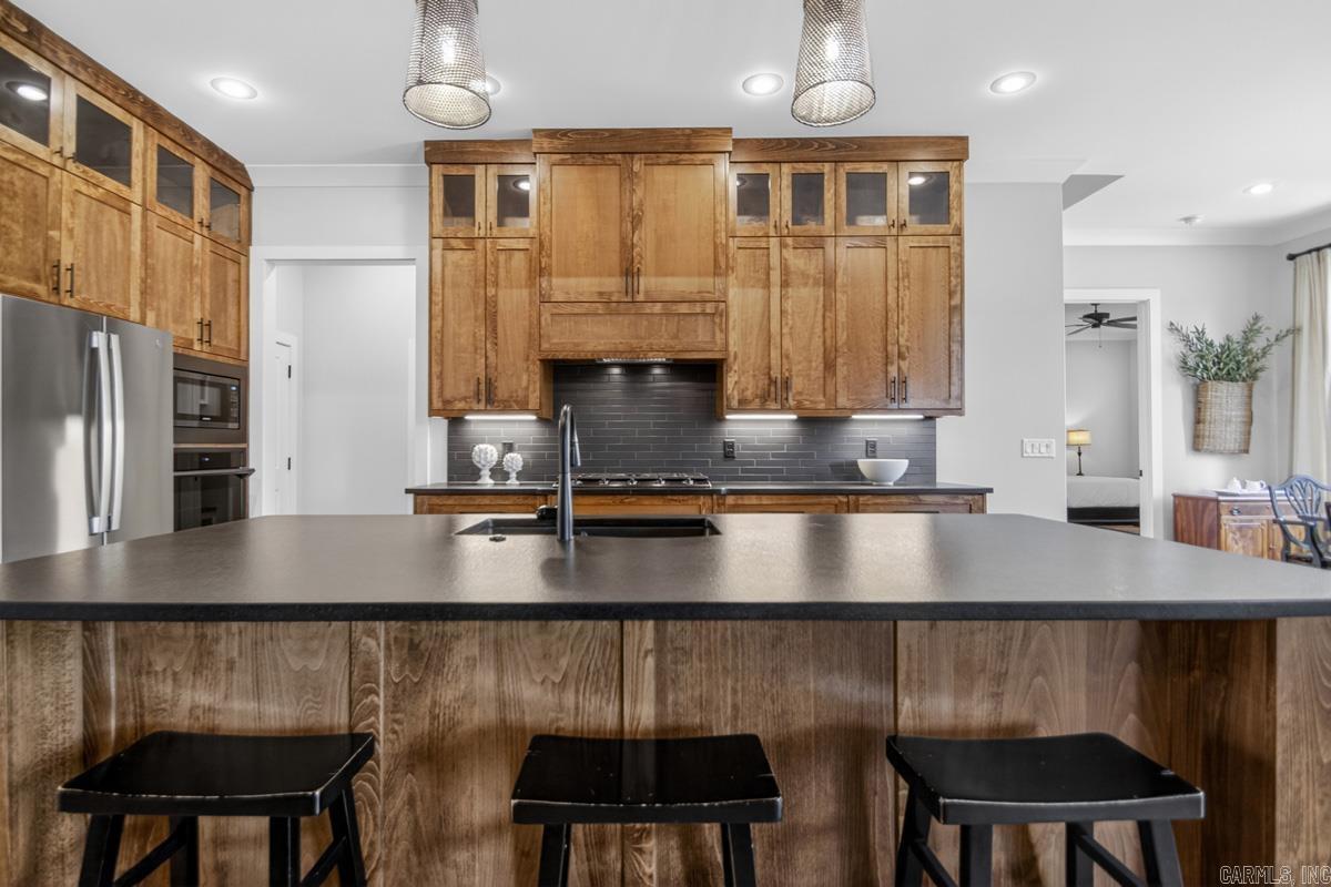 THE WOODS OF HURRICANE LAKE ESTA - Residential