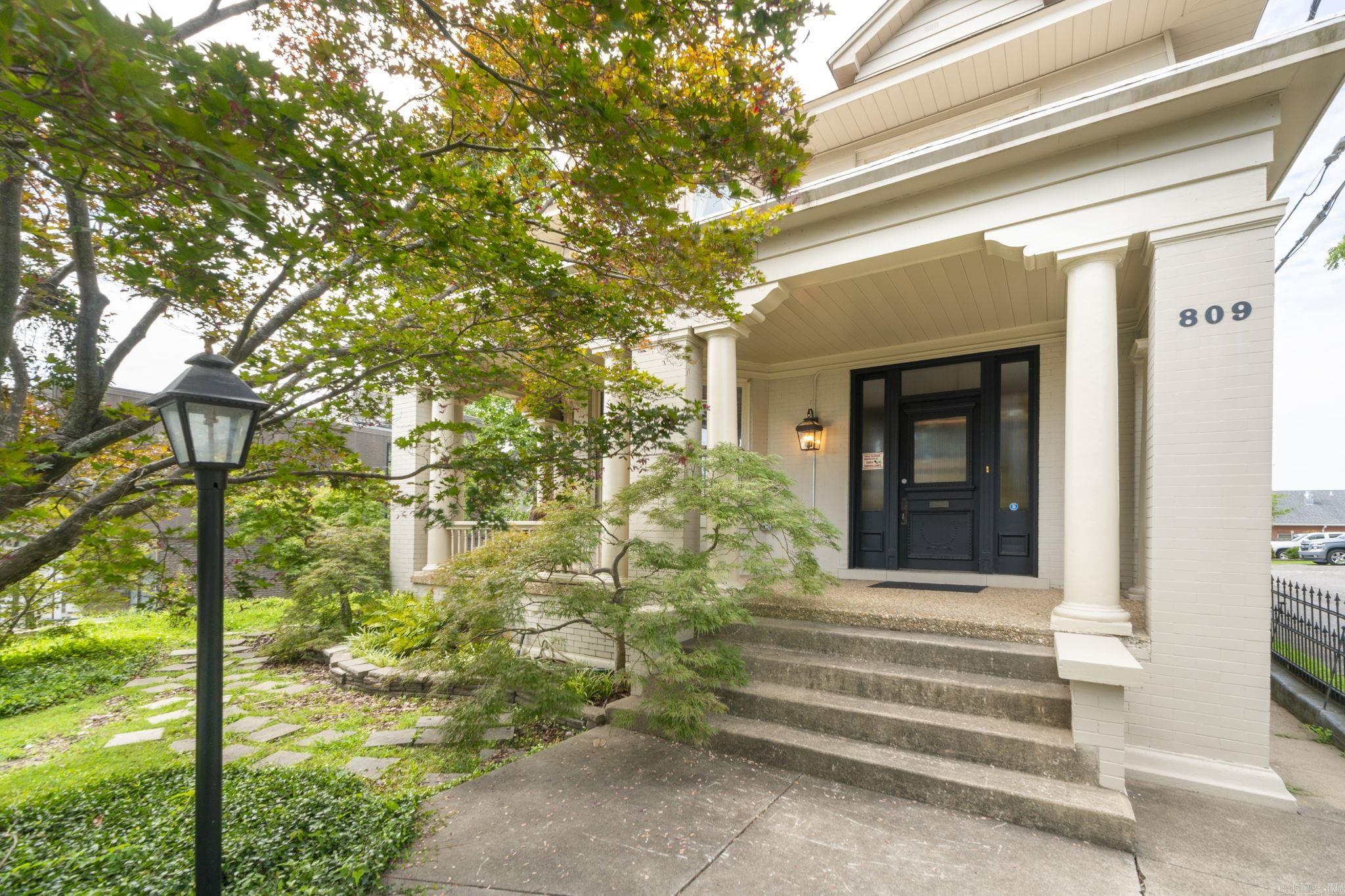 Amazing downtown office location. 5 blocks from the courthouse.  Spacious individual offices, floored attic with tons of storage. Original hardwood, original stairs and bannister, beautiful window seat and original molding.