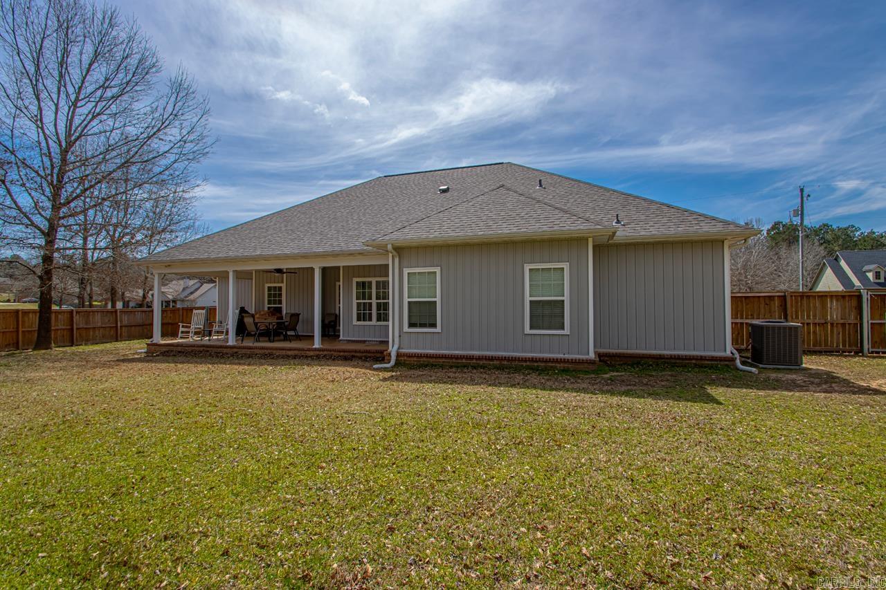THE MEADOWS - Residential