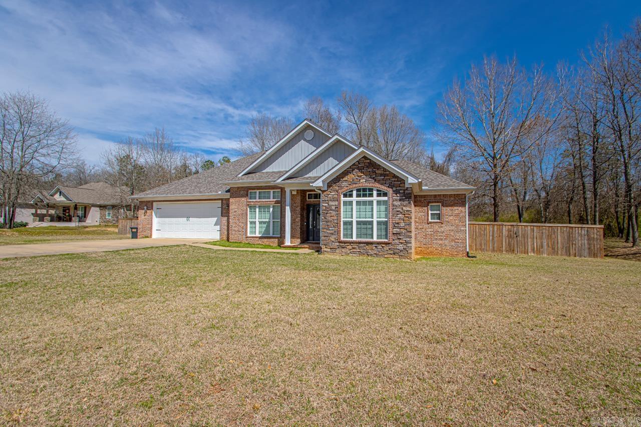 THE MEADOWS - Residential