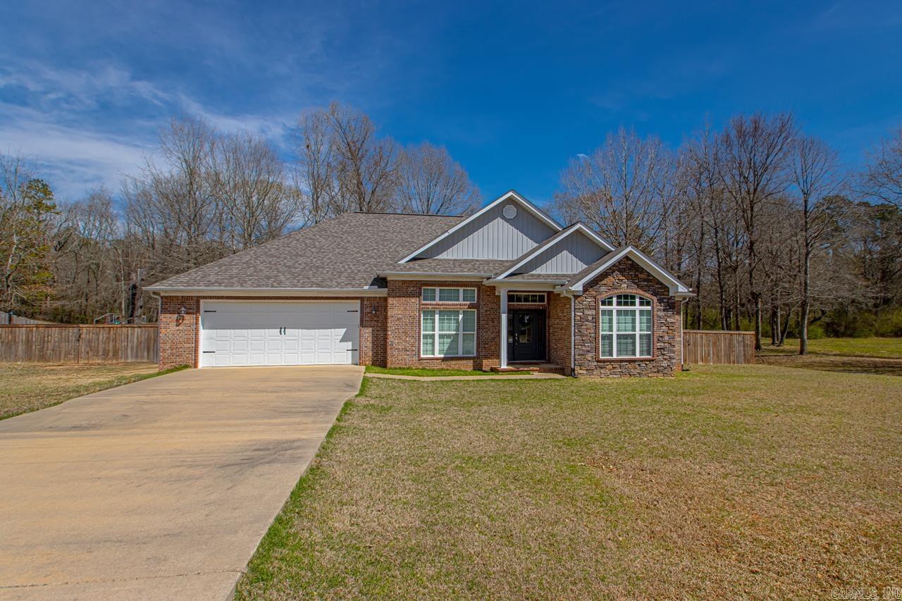 THE MEADOWS - Residential