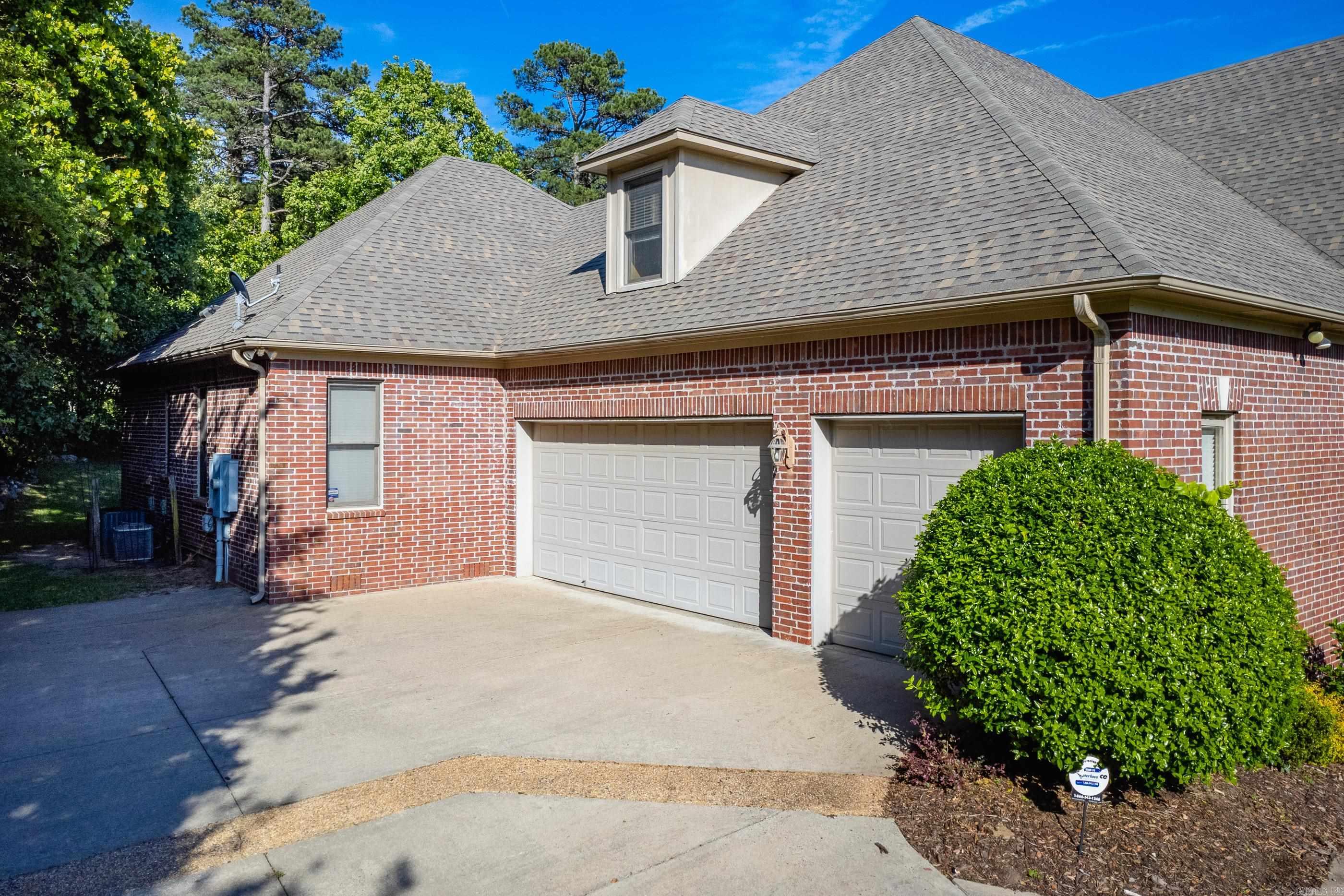 CHENAL VALLEY LAMARCHE PLACE NBH - Residential