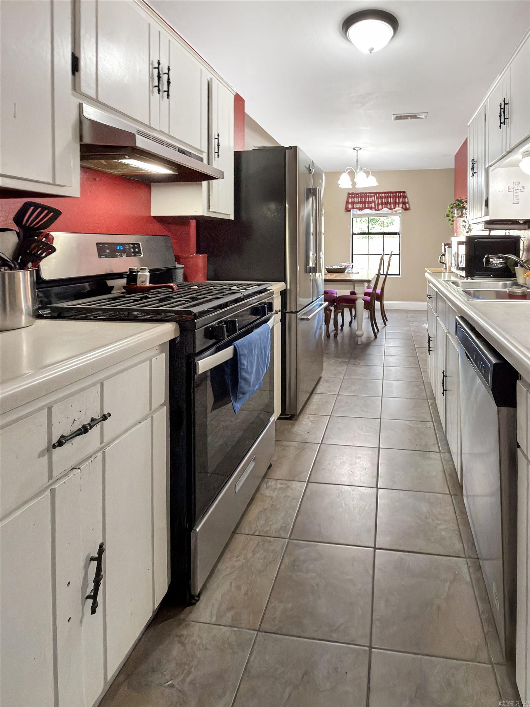 SOUTH ROCK 1 DARDANELLE - Residential