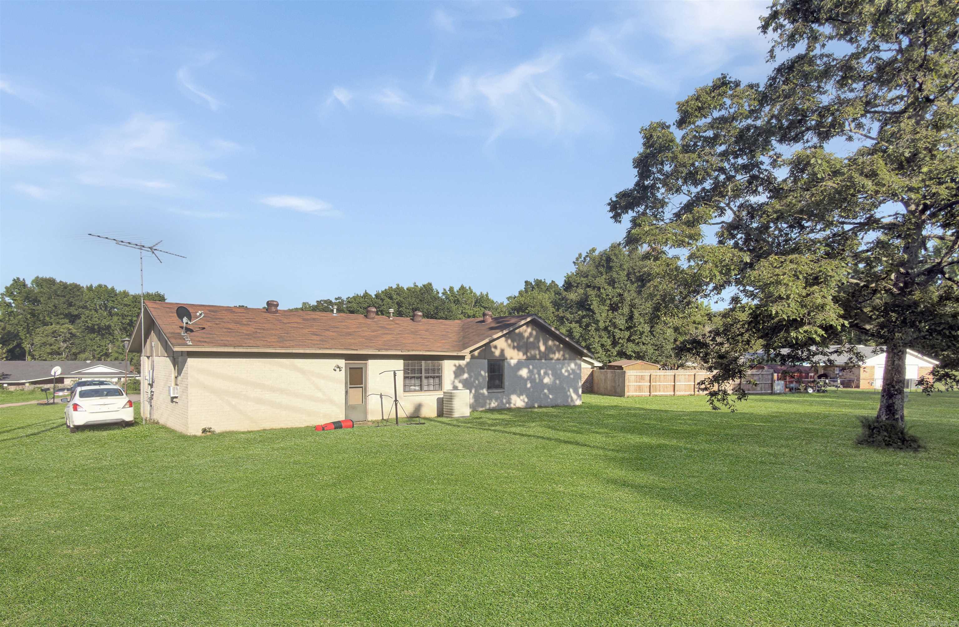 SOUTH ROCK 1 DARDANELLE - Residential