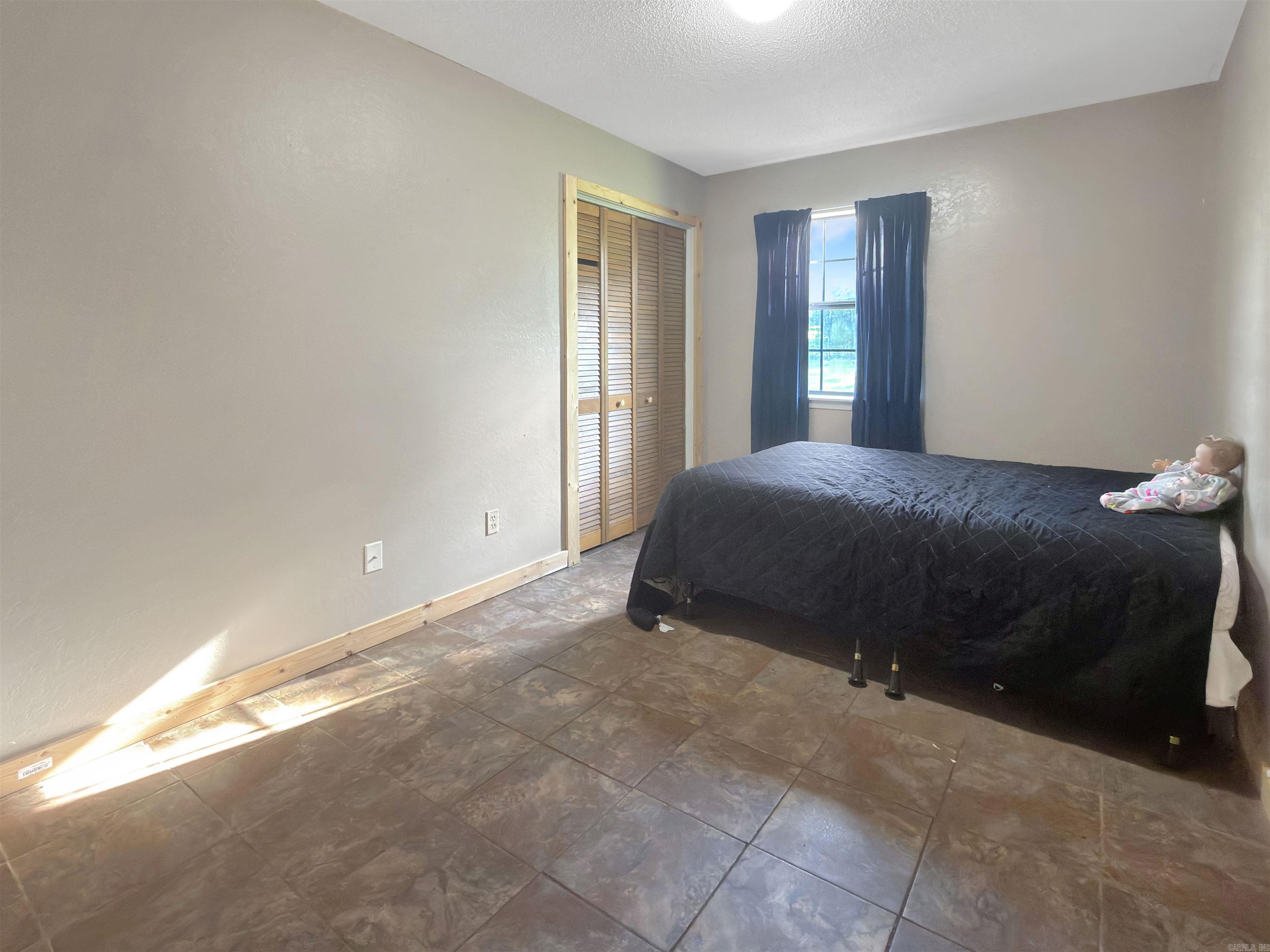 SOUTH ROCK 1 DARDANELLE - Residential