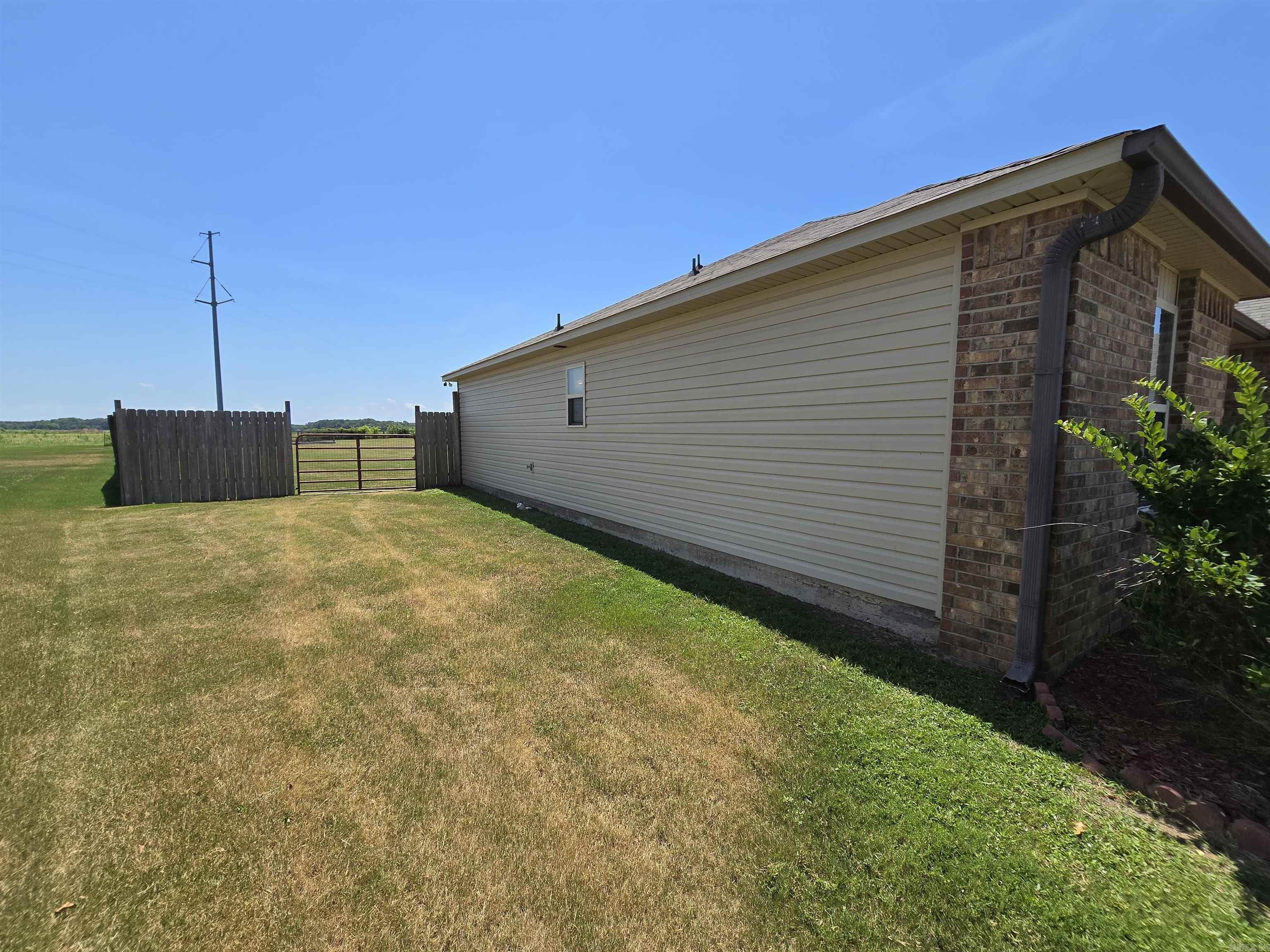 FAULKNER CROSSING - Residential