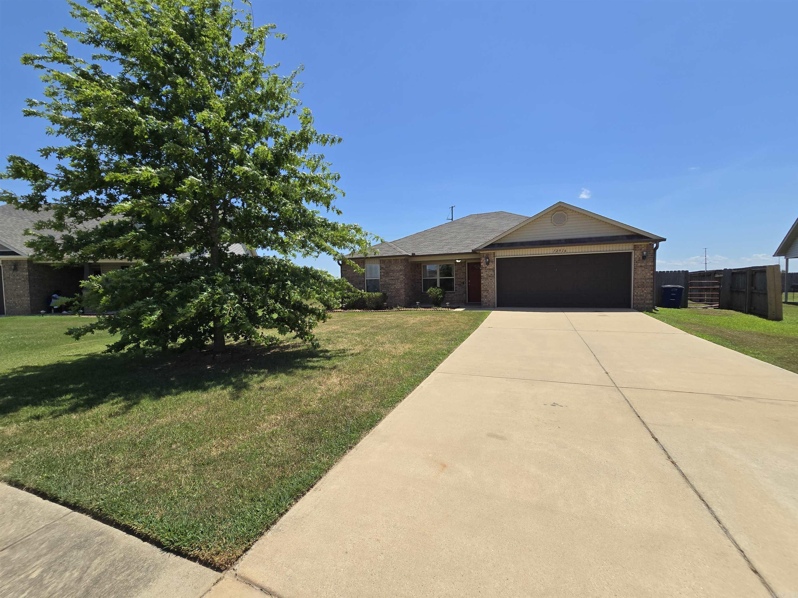 FAULKNER CROSSING - Residential