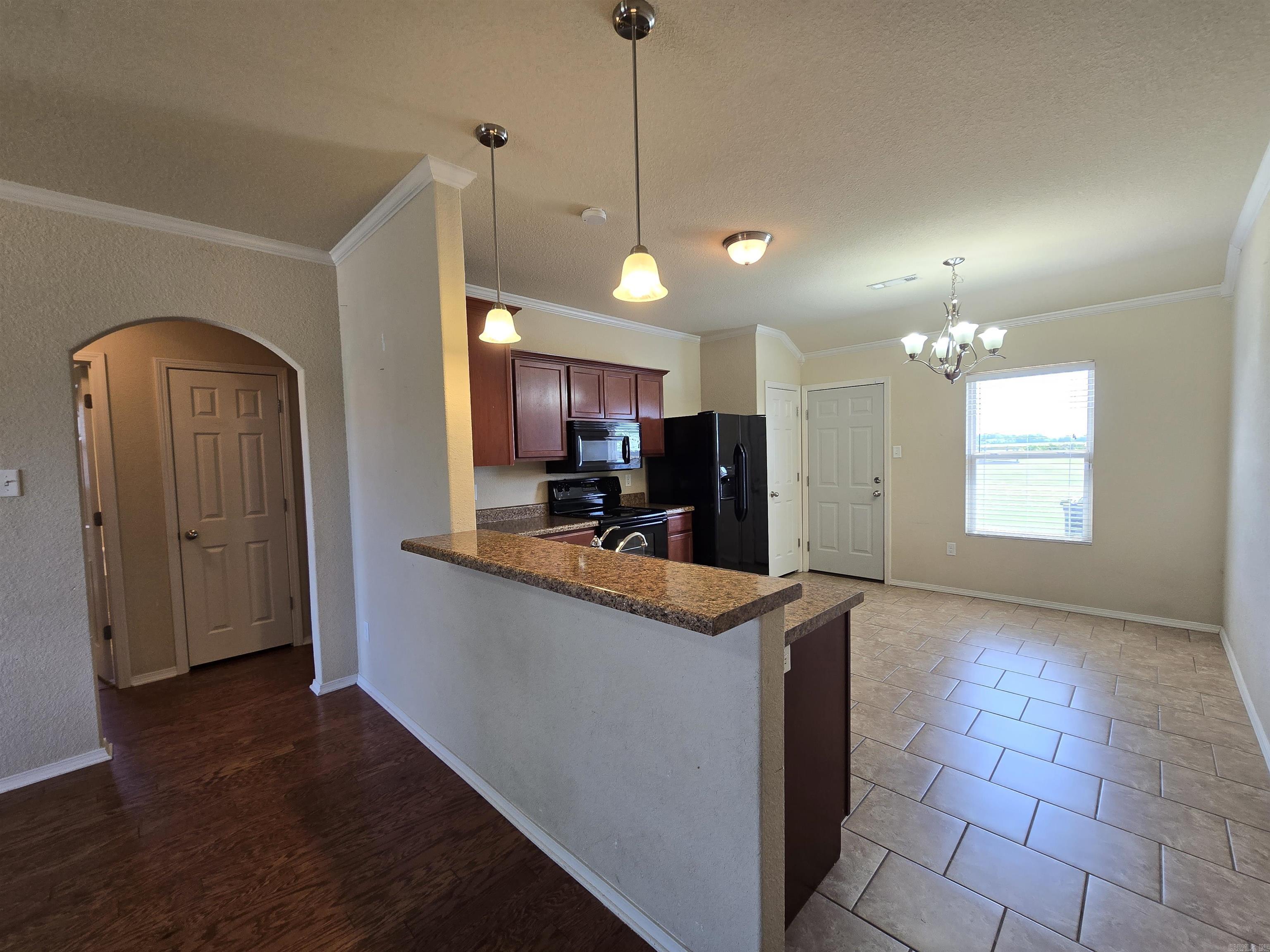 FAULKNER CROSSING - Residential