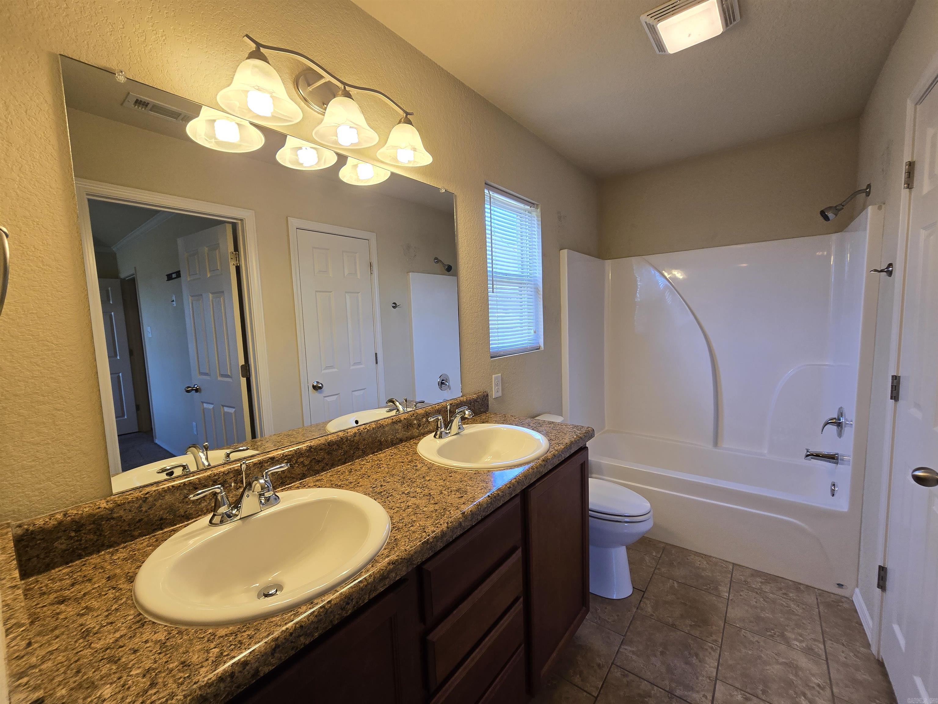FAULKNER CROSSING - Residential