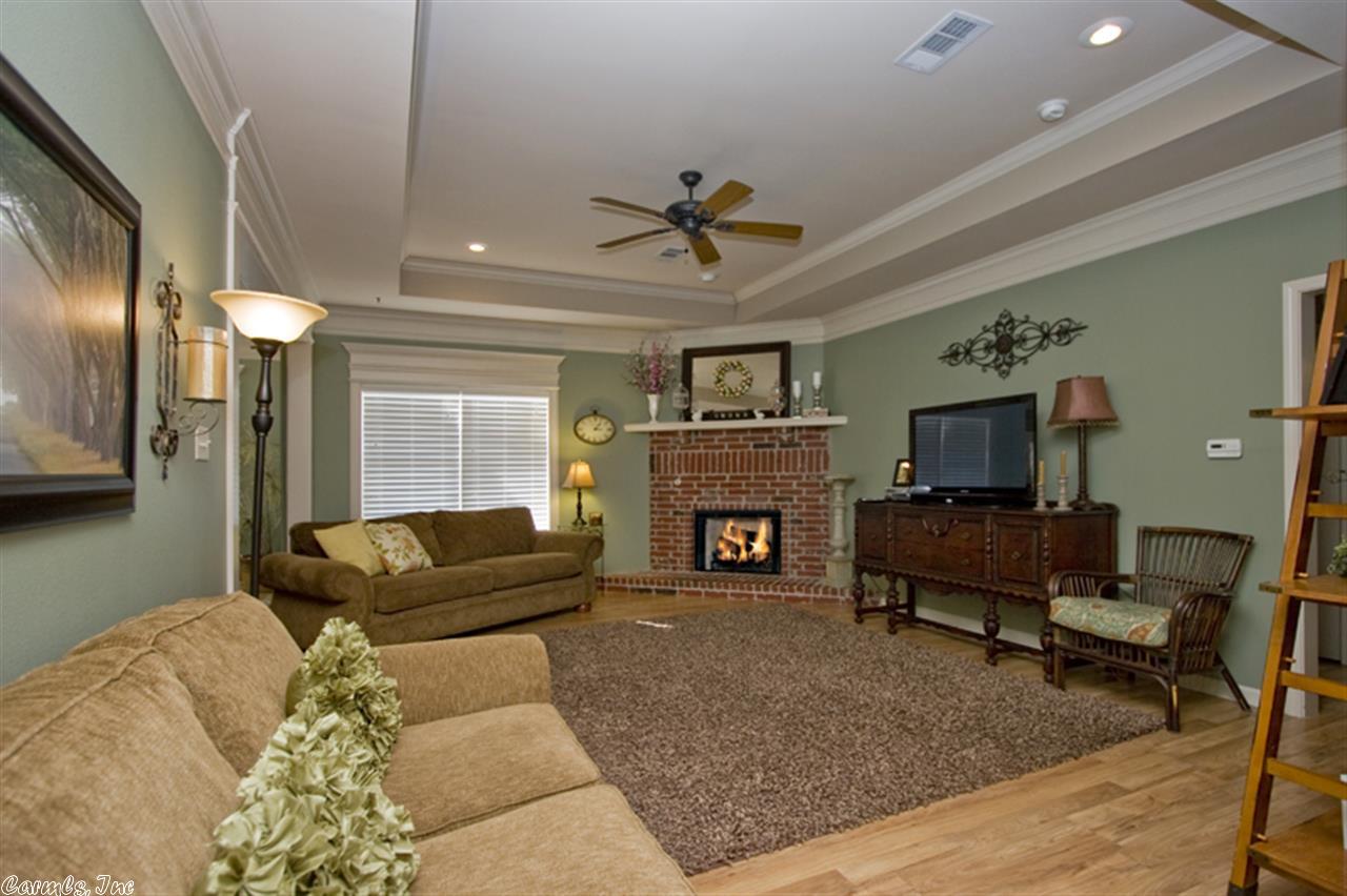BASE MEADOWS ADDN - Residential