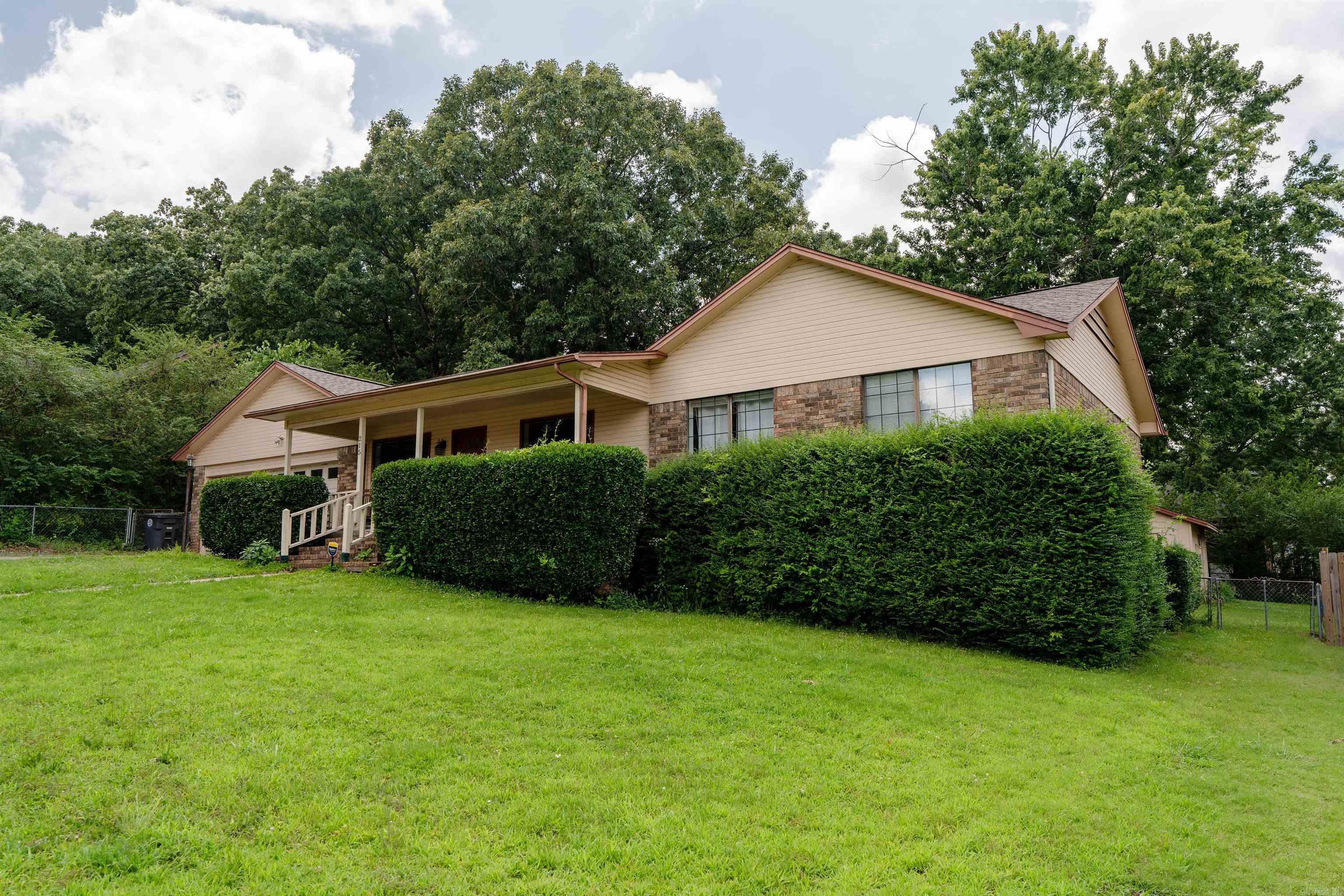 WESTERN HILLS ADD - Residential