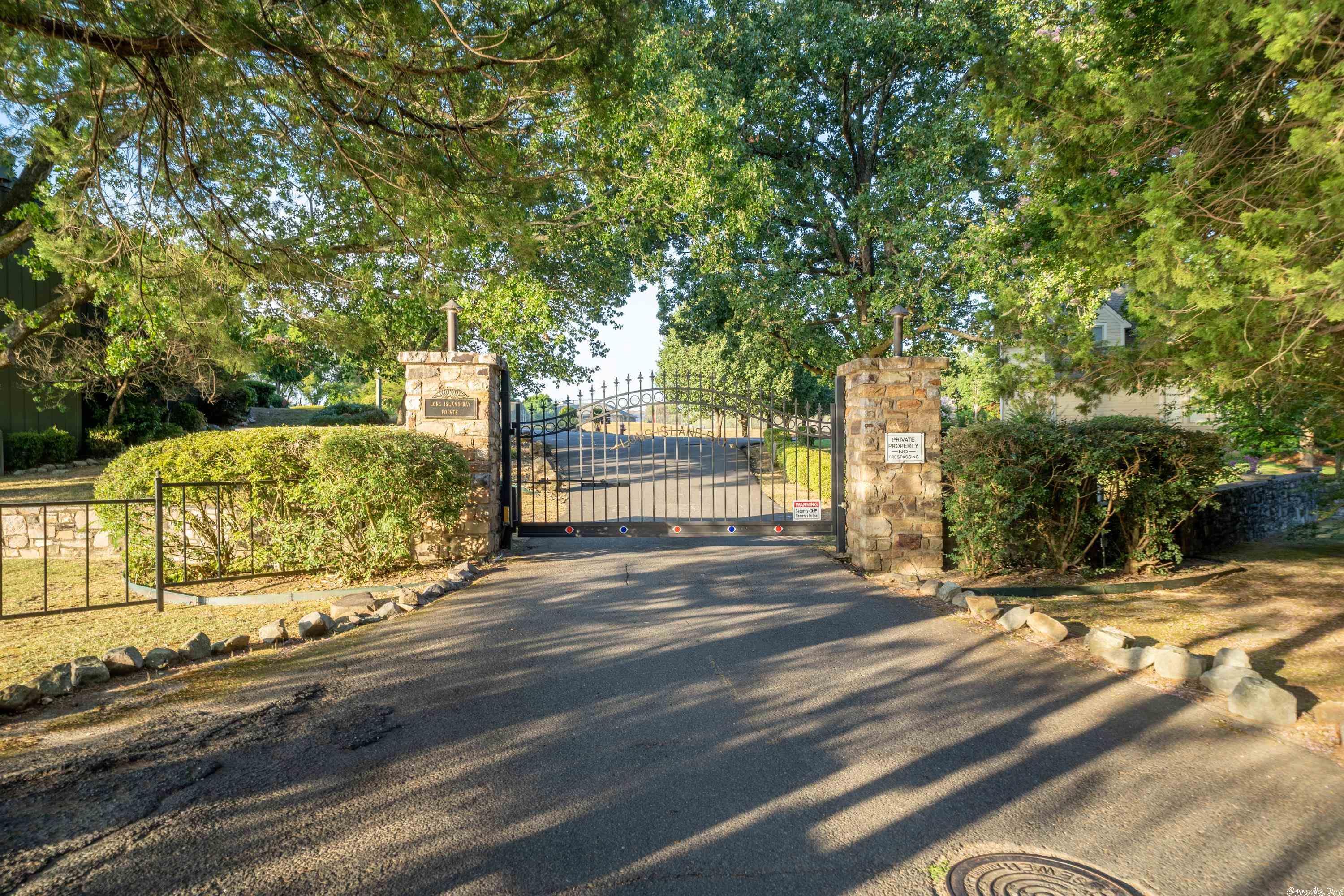 Long Island Point - Residential