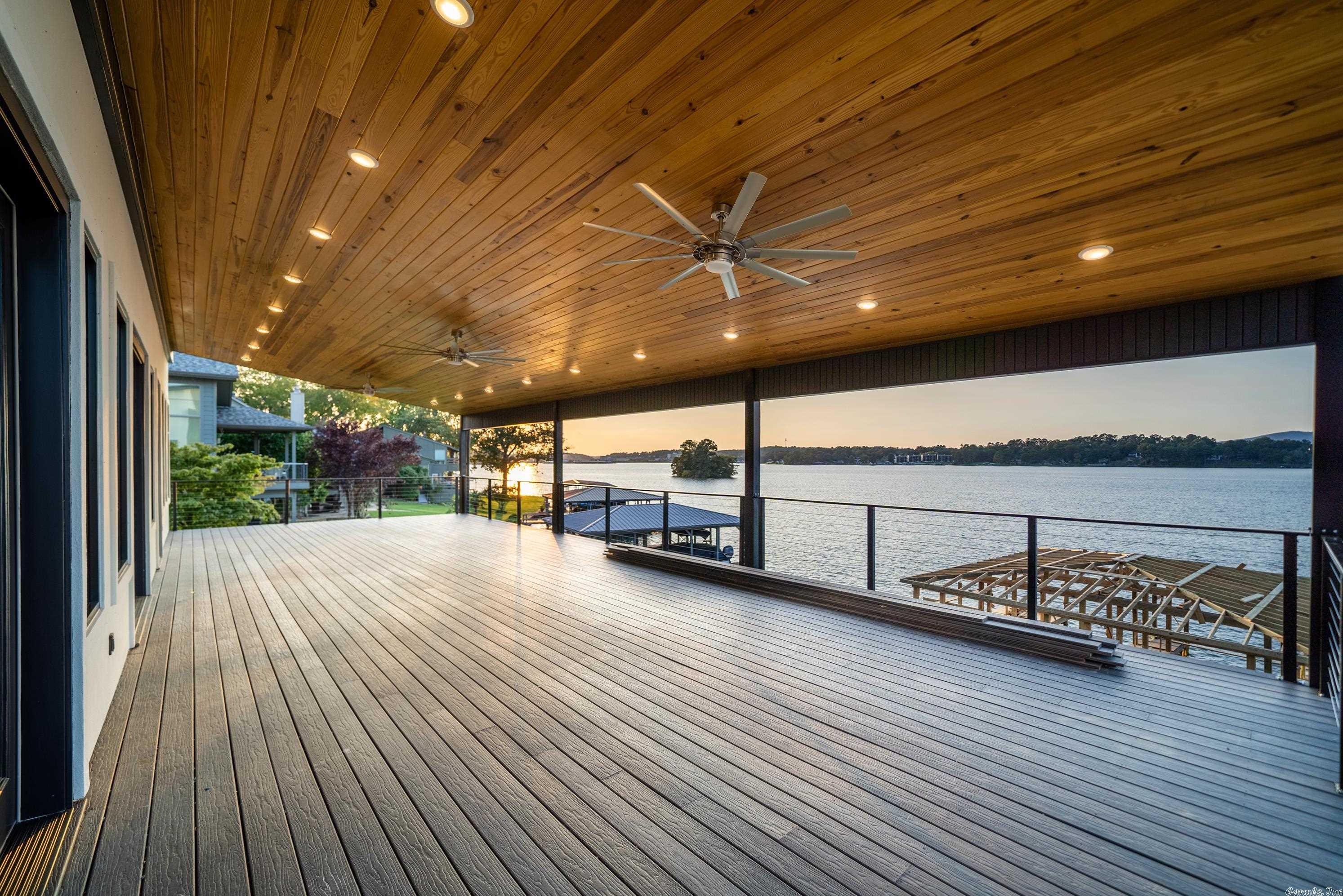 Long Island Point - Residential