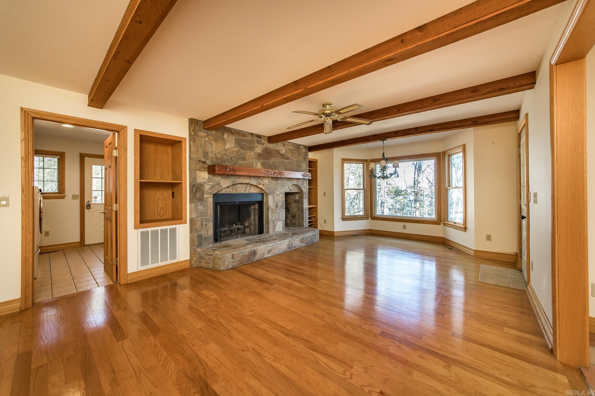 GRAND ISLE - LAKE - Residential