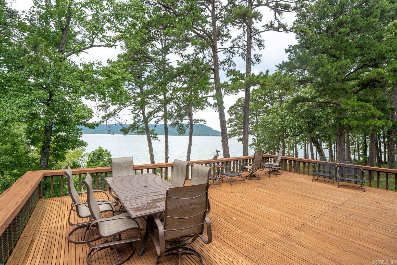 Eden Isle-Country Club - Residential