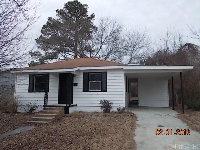 DIY'er Alert!  Diamond in the rough!  Ready for your touch, 2 bedrooms with a third when you walk thru bedroom 2.  Large eating area.  Wood floors in the living room and 2 BR's.  Walking distance to schools